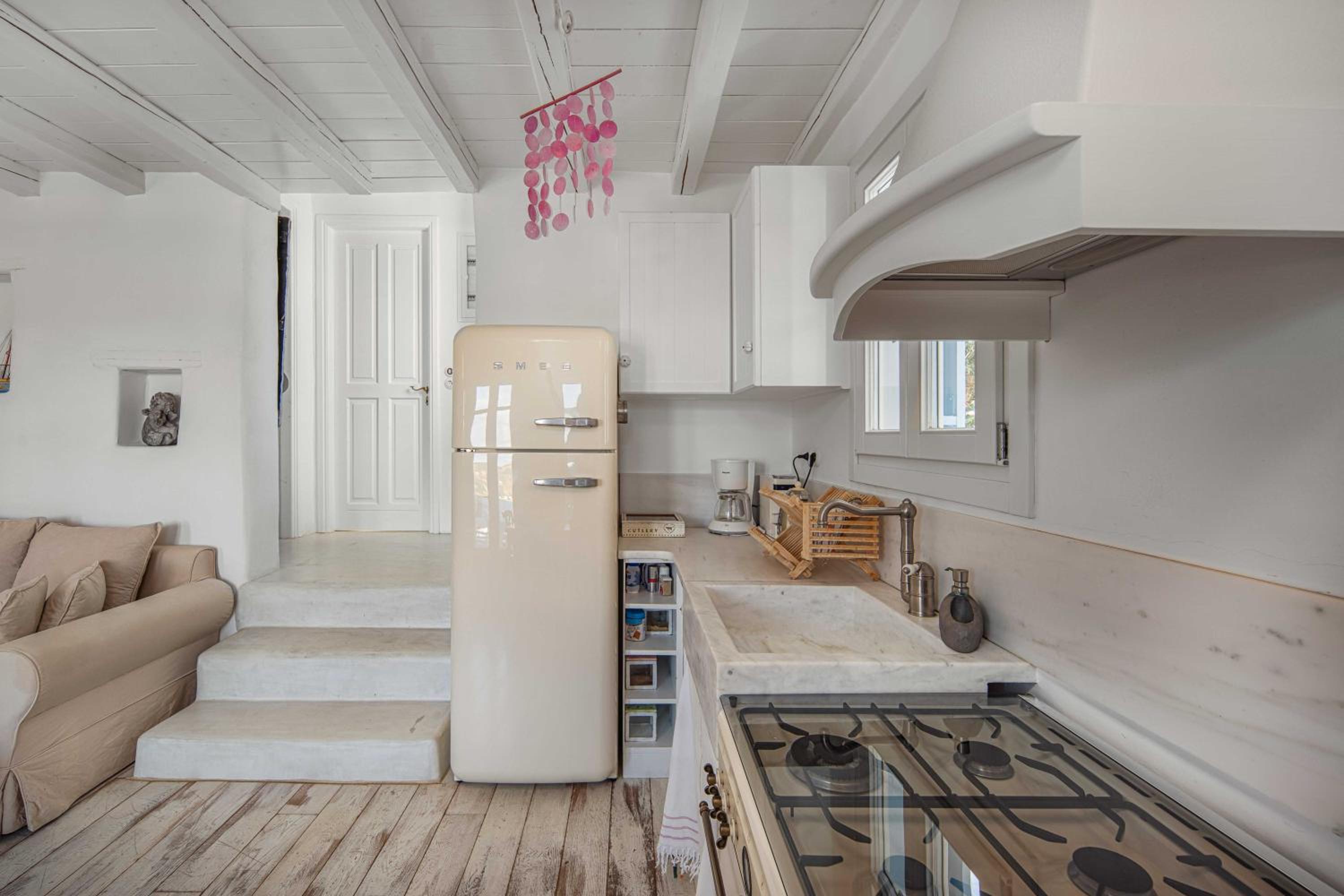 Dewdrop House, Livadi Serifos view 5