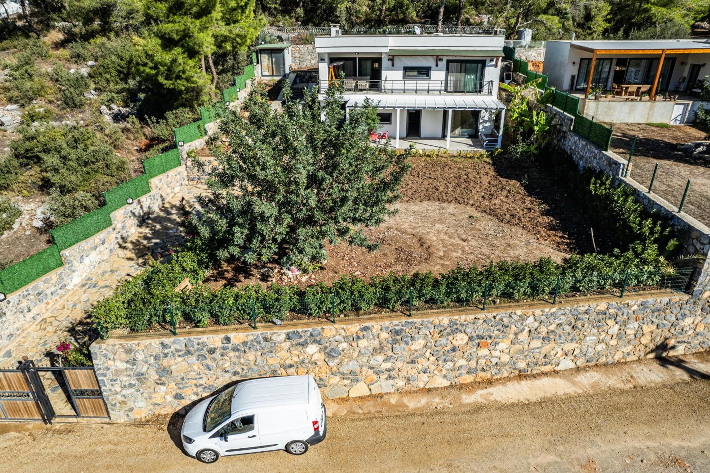 Bodrum Kızılağaçta özel havuzlu geniş bahçeli lüks Villa view 2