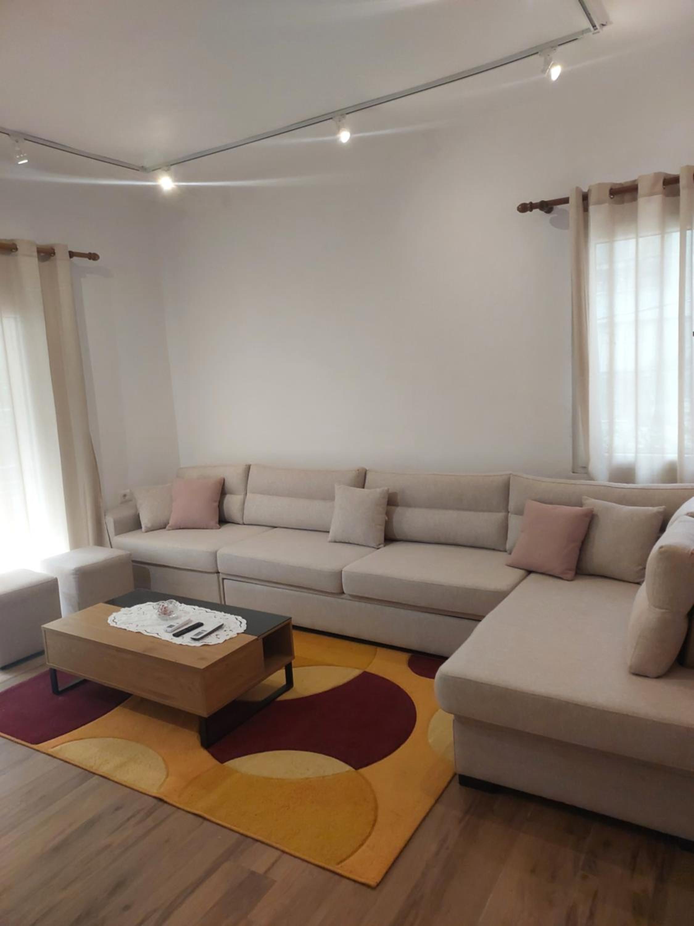 Chronos Villa Golem, Durrës