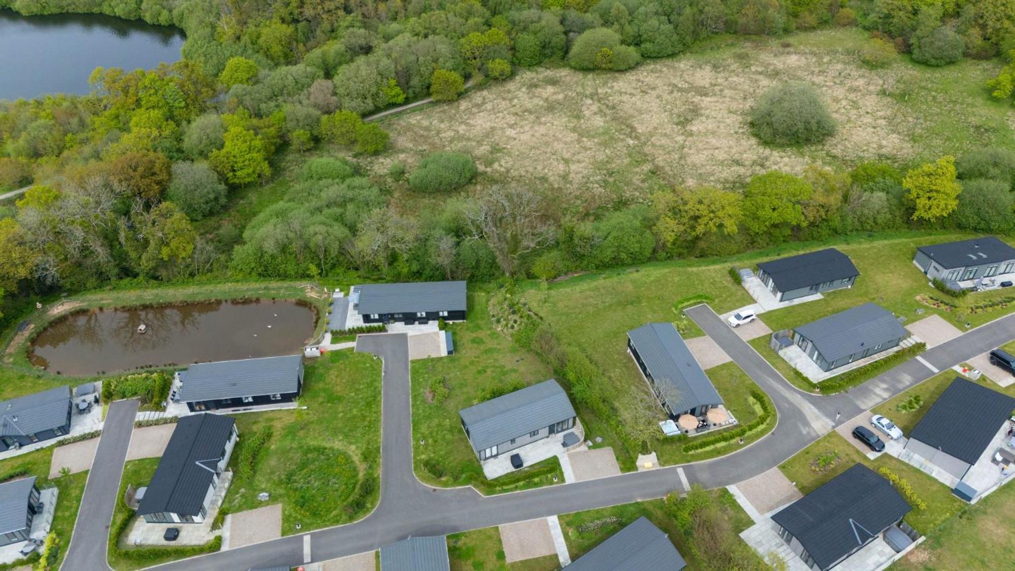 Iris Lodge, 18 Roadford Lake Lodges