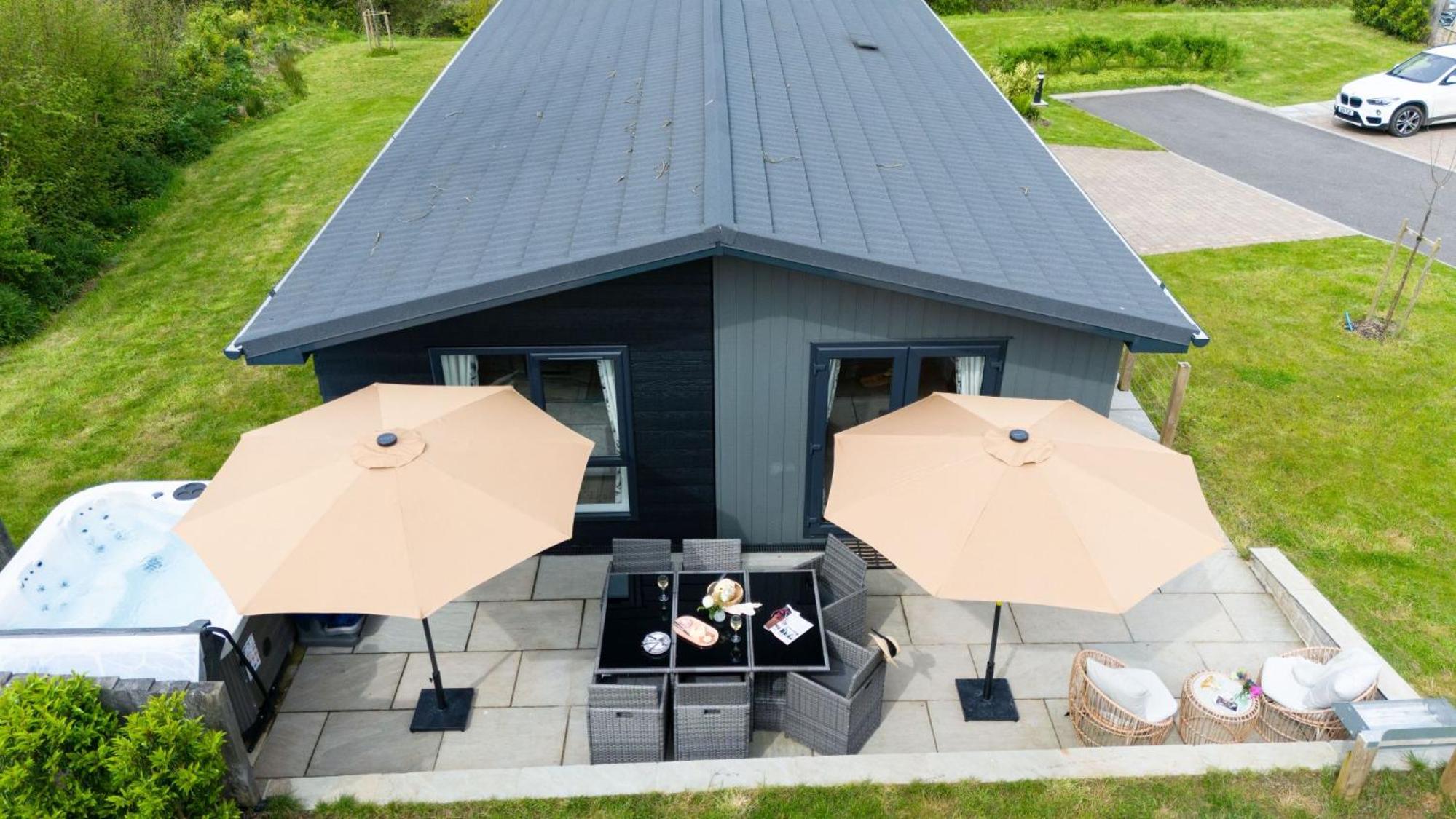 Iris Lodge, 18 Roadford Lake Lodges