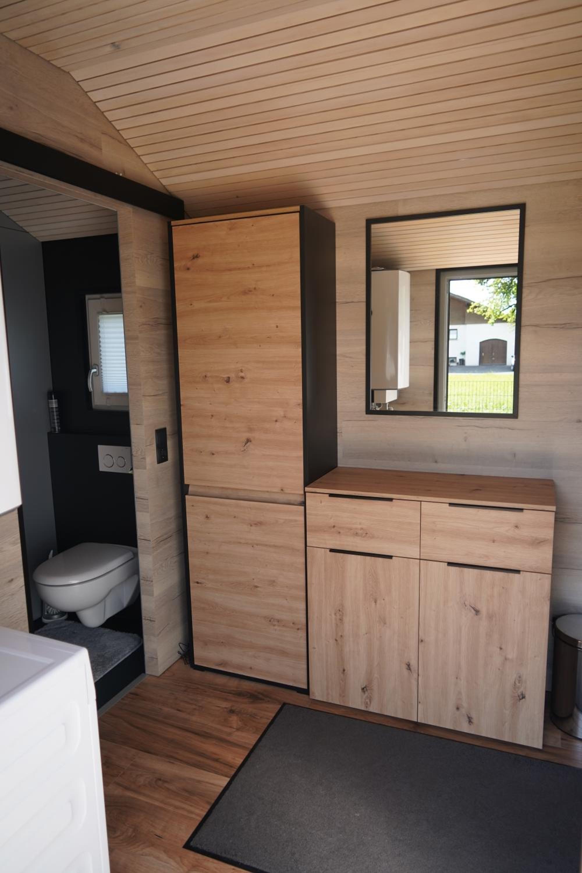Tiny House möbliert inkl grosser Terrasse