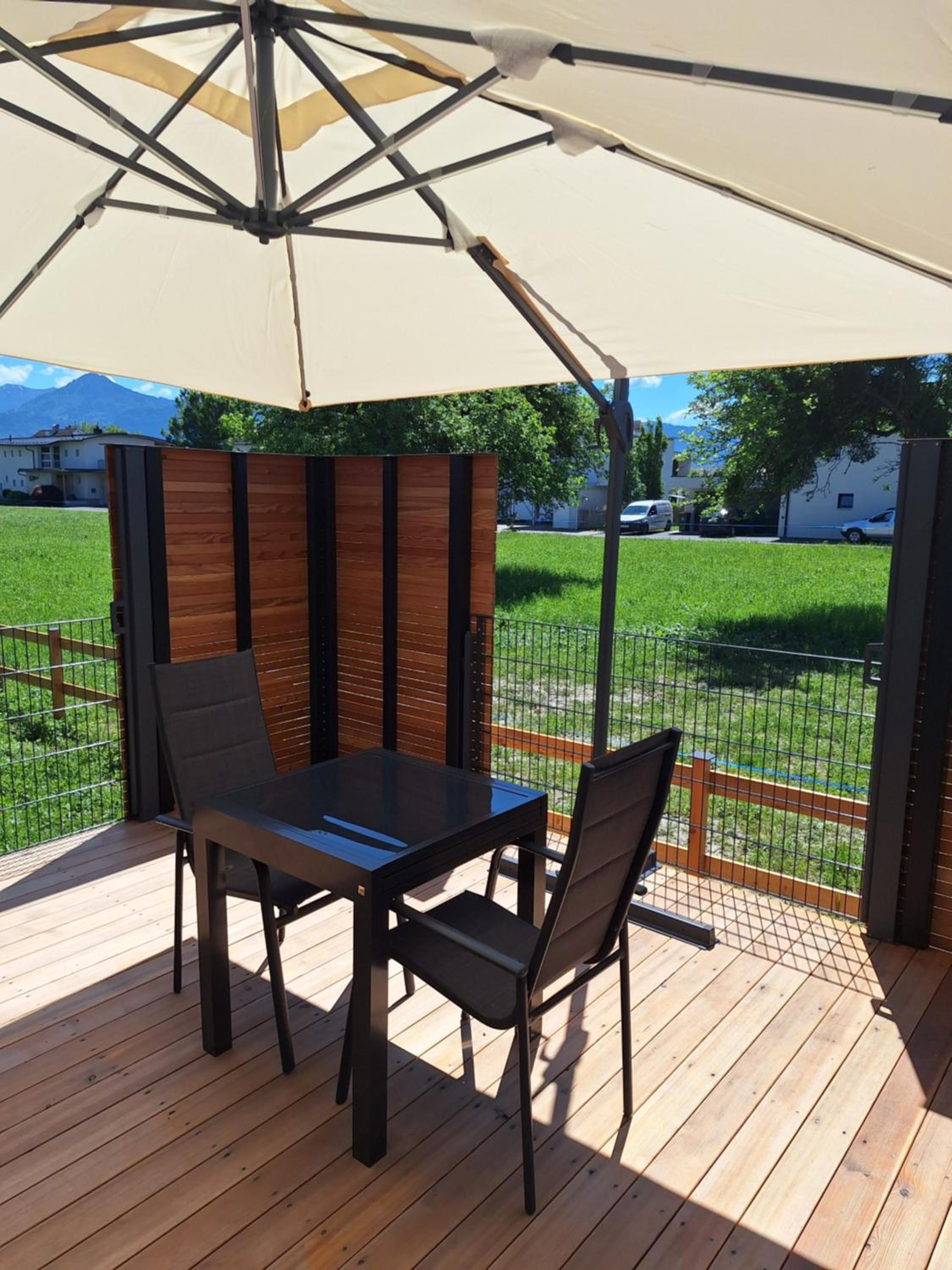 Tiny House möbliert inkl grosser Terrasse