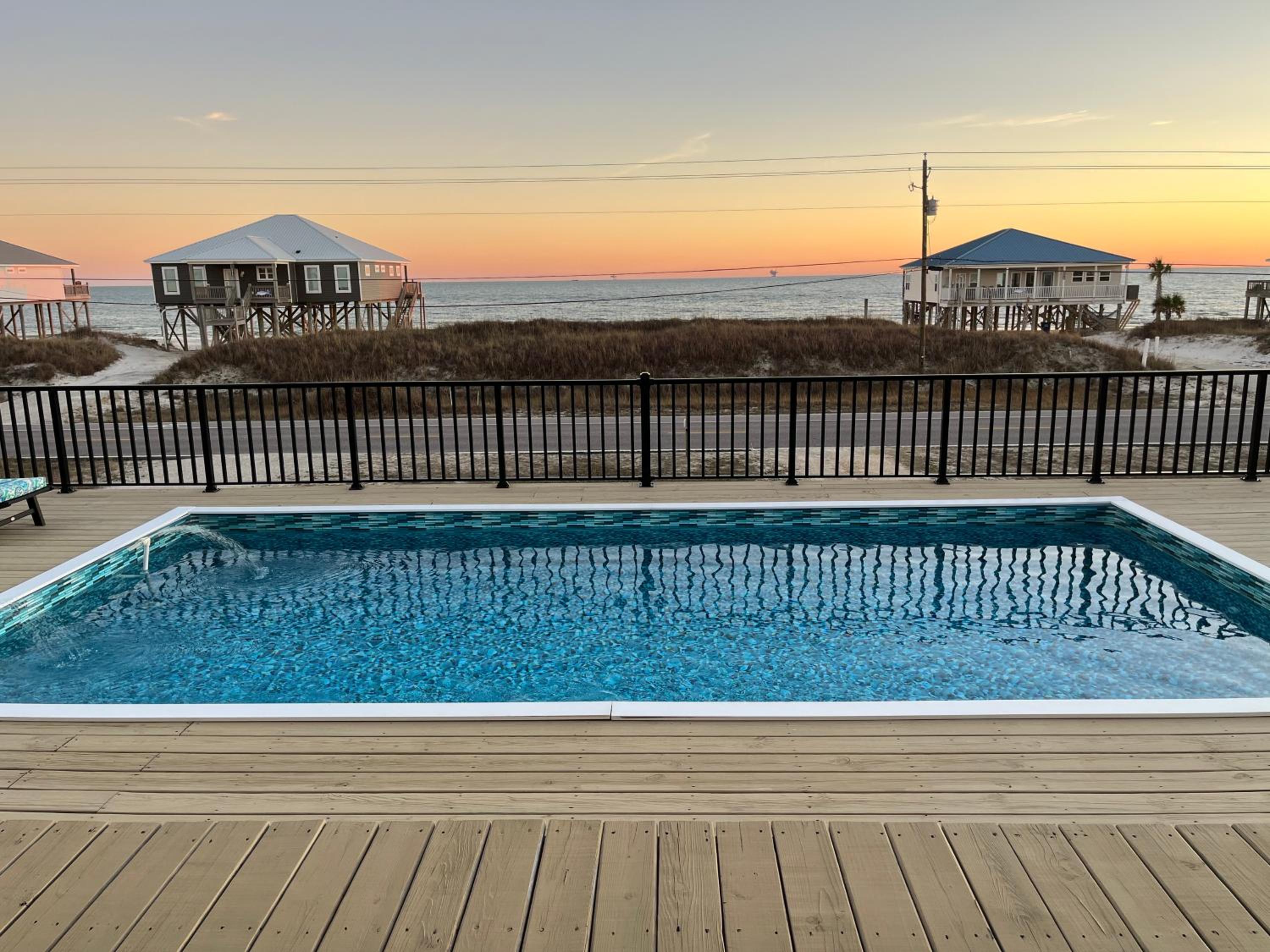 Pool facing the beach, easy beach access view 3