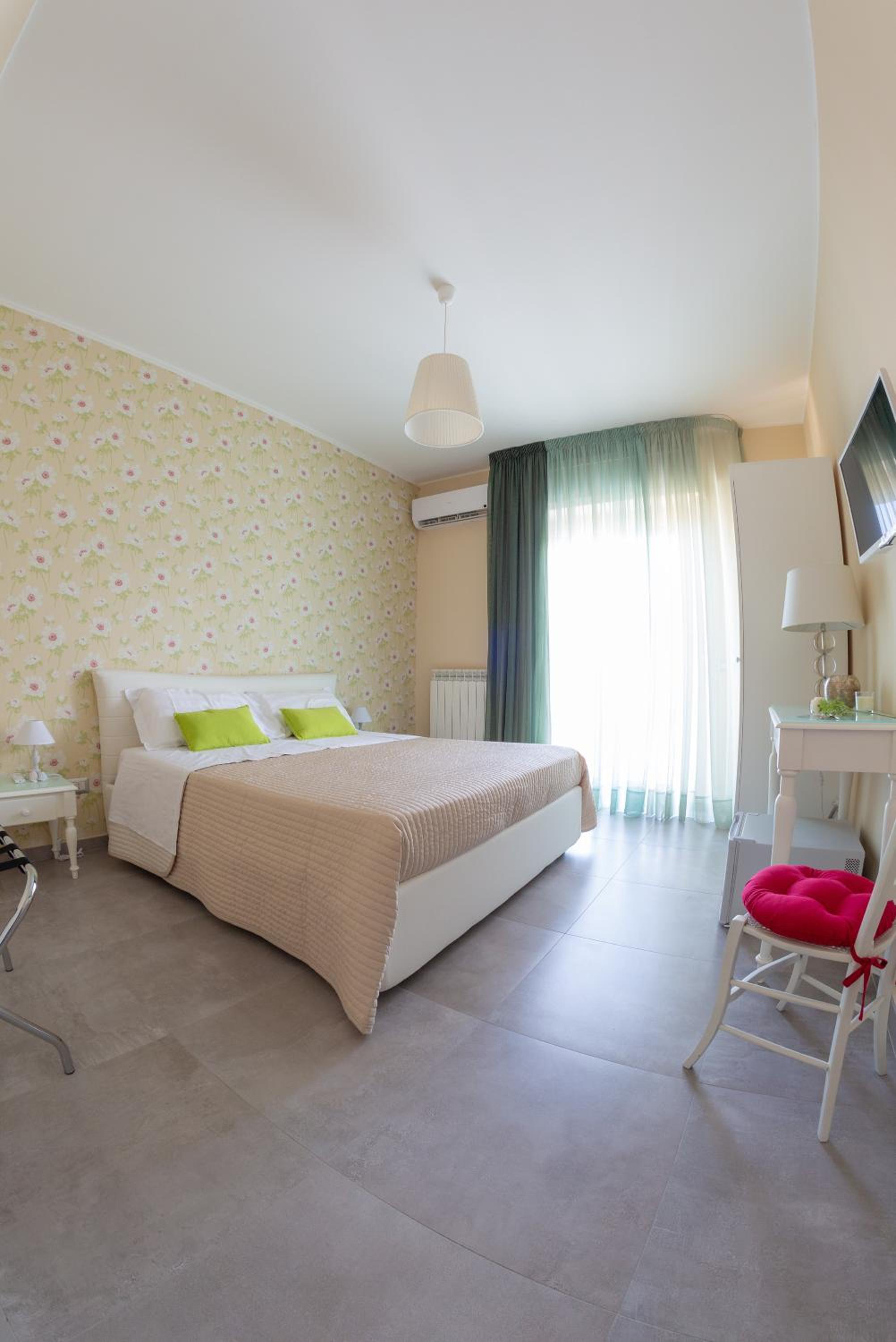 Catania Vacations - BB Attico 160 - Property Image 32