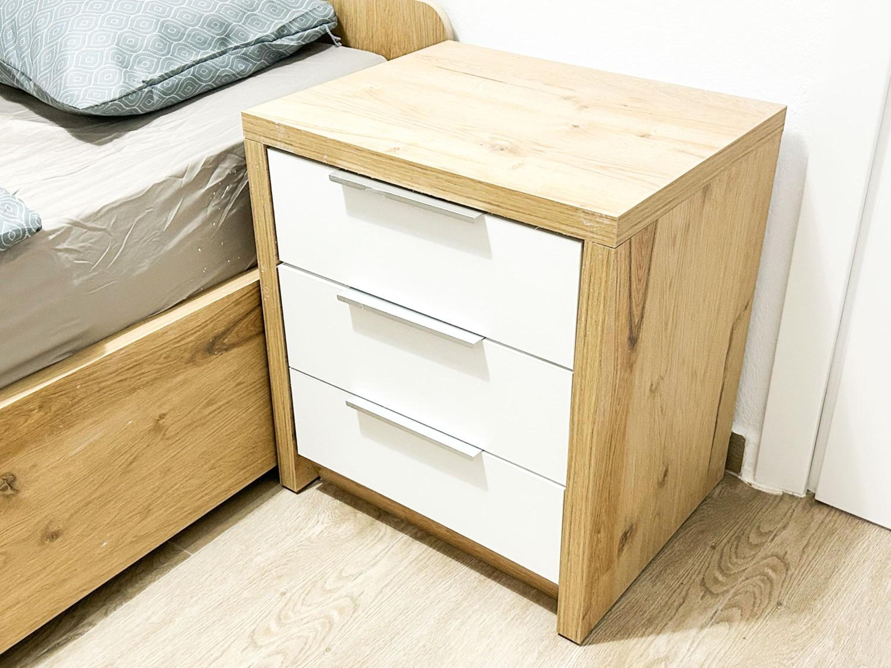 2 bedroom apartment Albion 1115