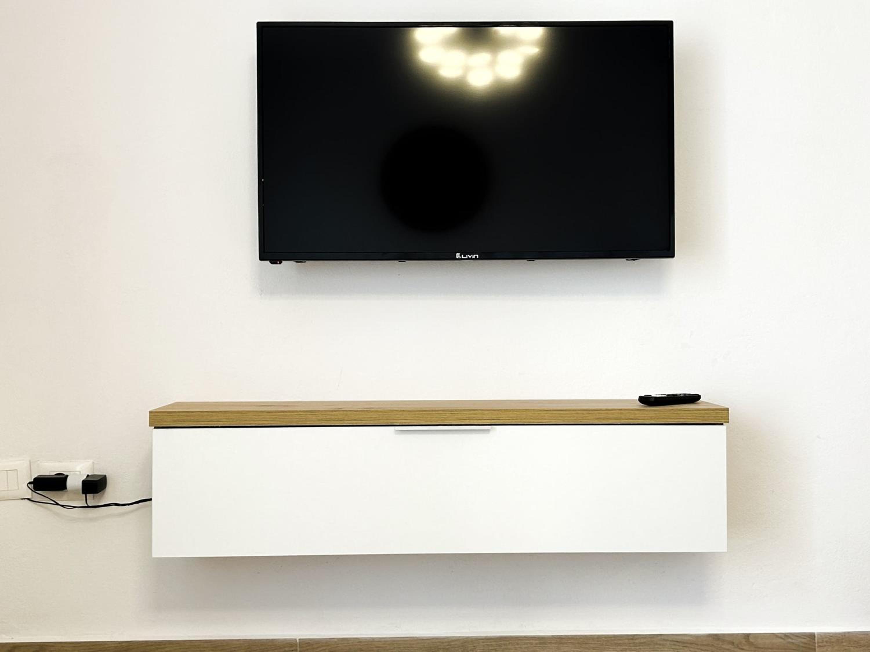 2 bedroom apartment Albion 1115
