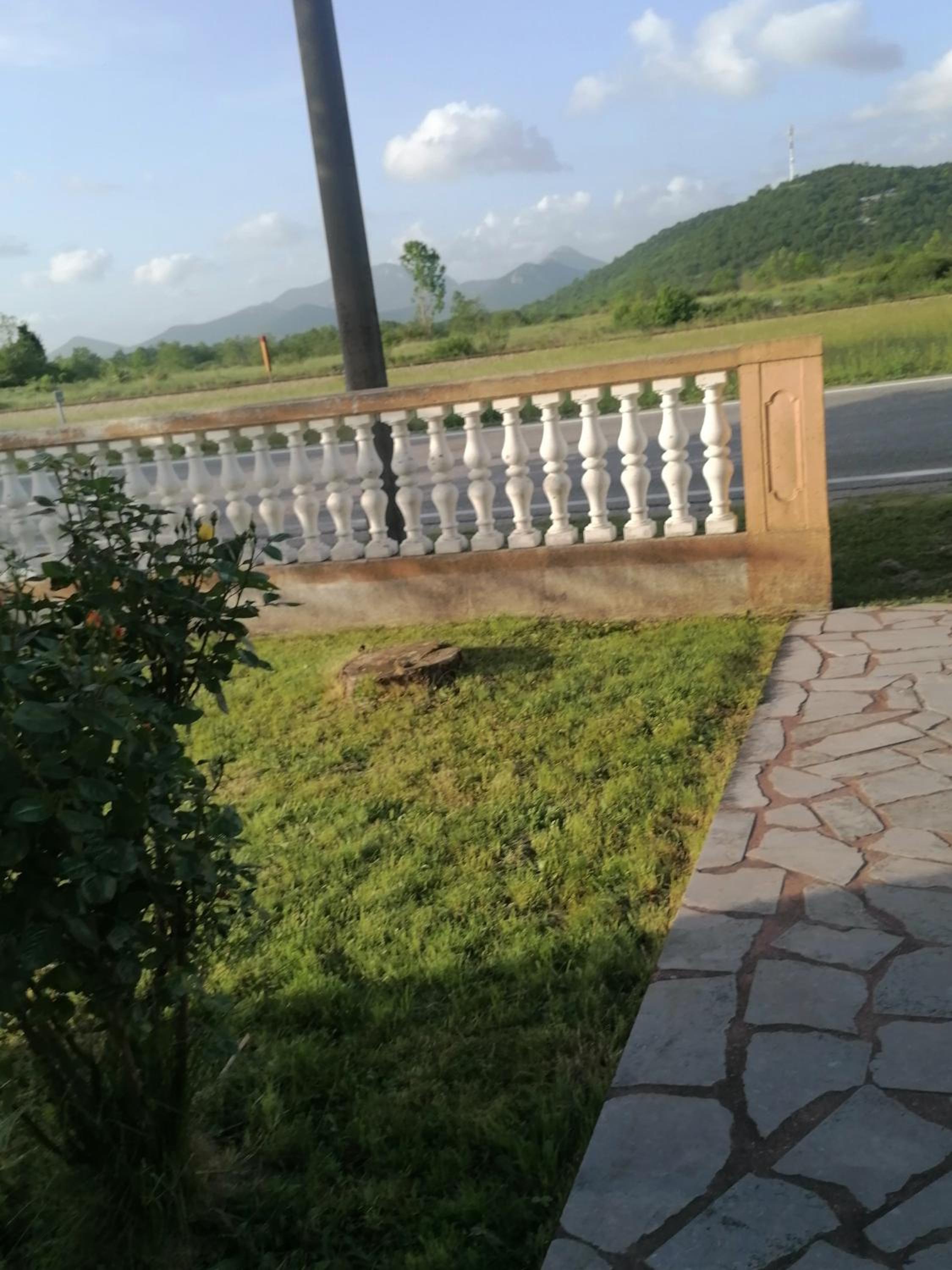 Photo 48