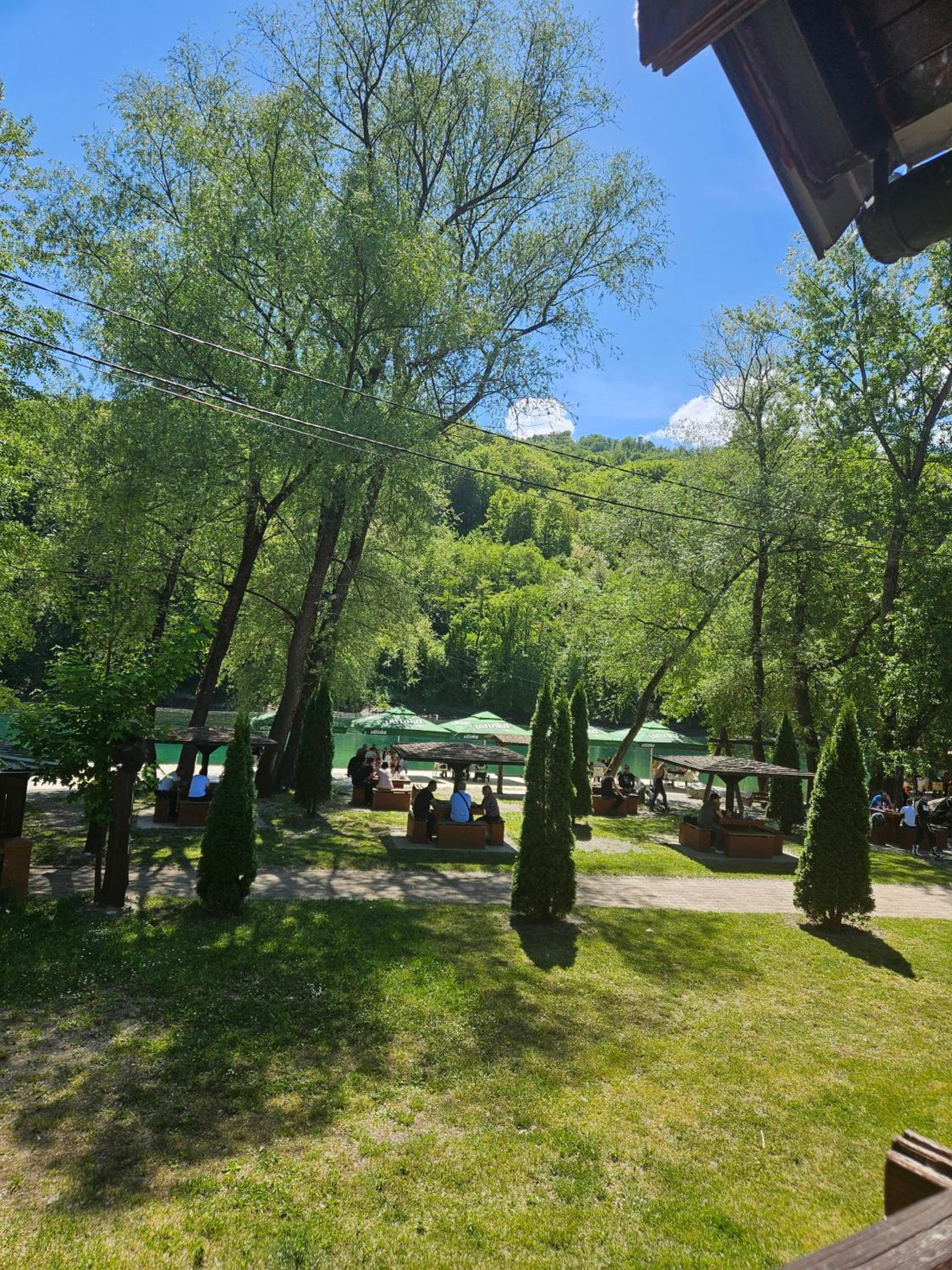 Photo 18