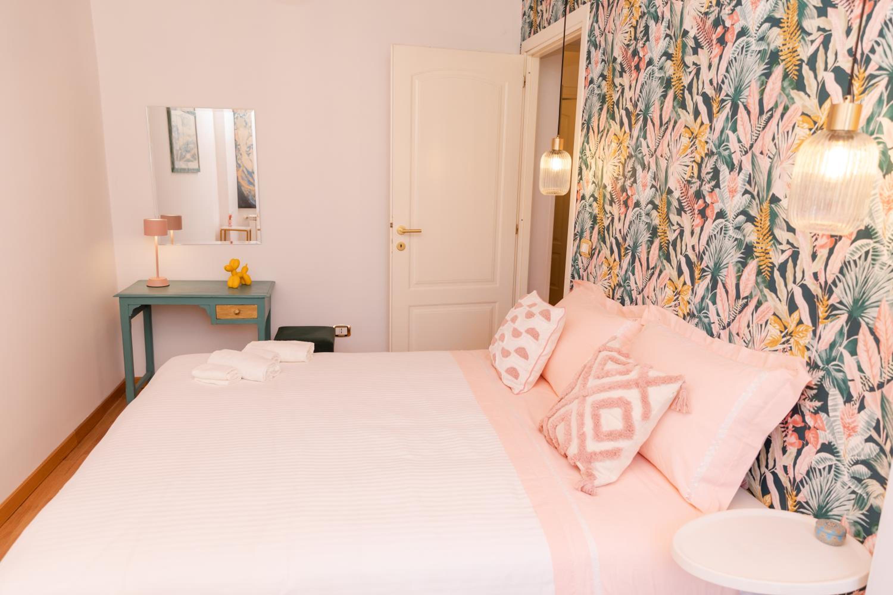 Stefania's Luxury Apartment