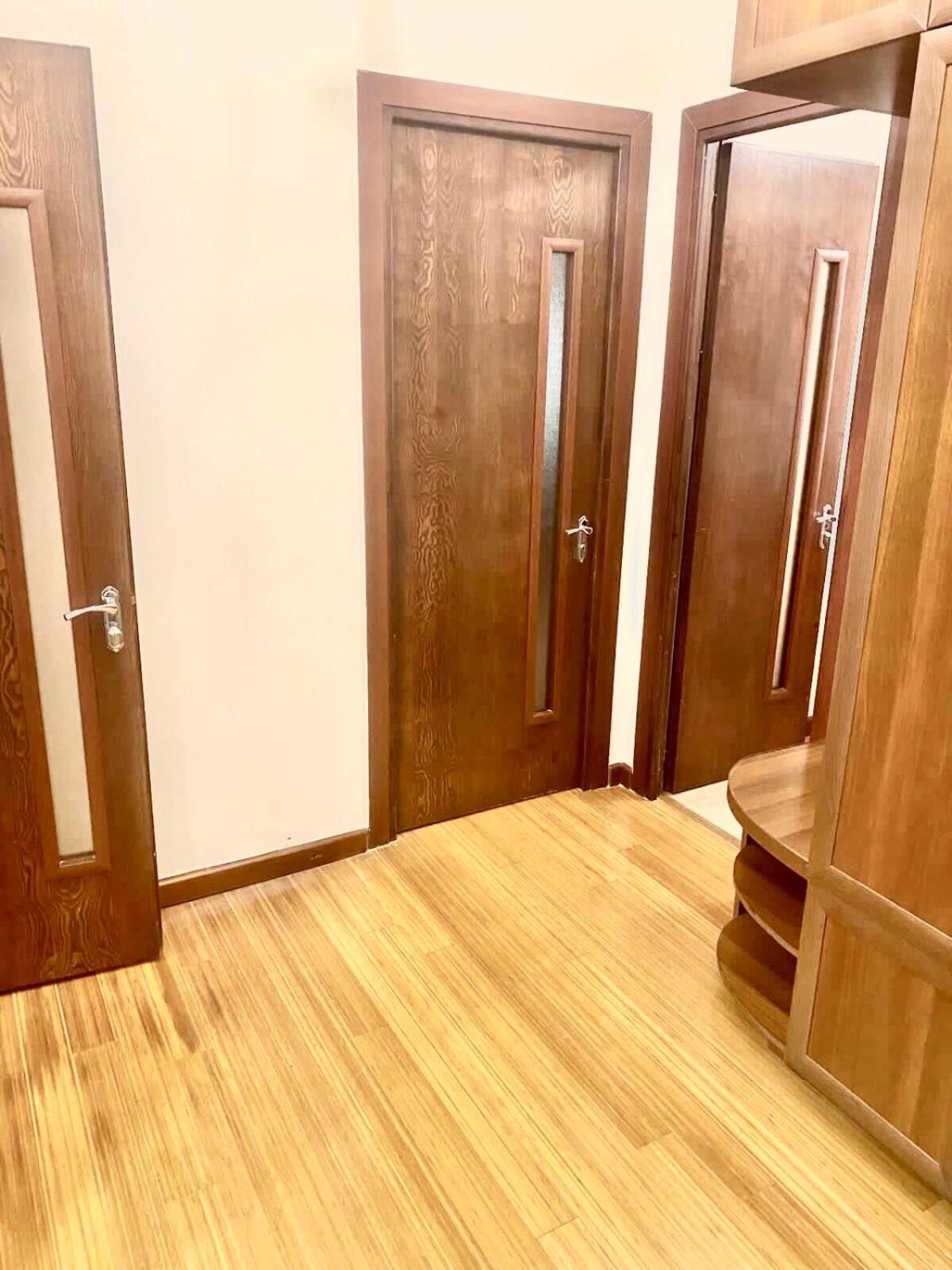 2Bedroom Apartment in Yerevan on Buzand Street,Near Republic Squere