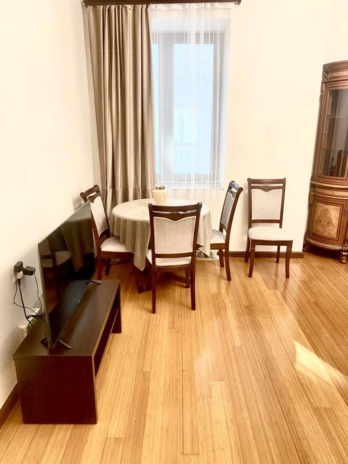 2Bedroom Apartment in Yerevan on Buzand Street,Near Republic Squere