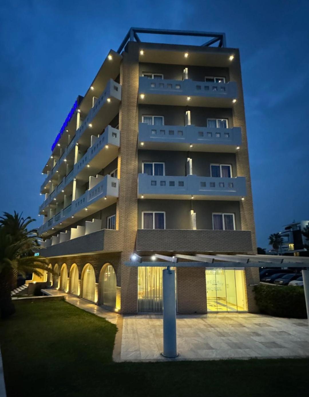 Hotel Kreoli Hotel - Image 1