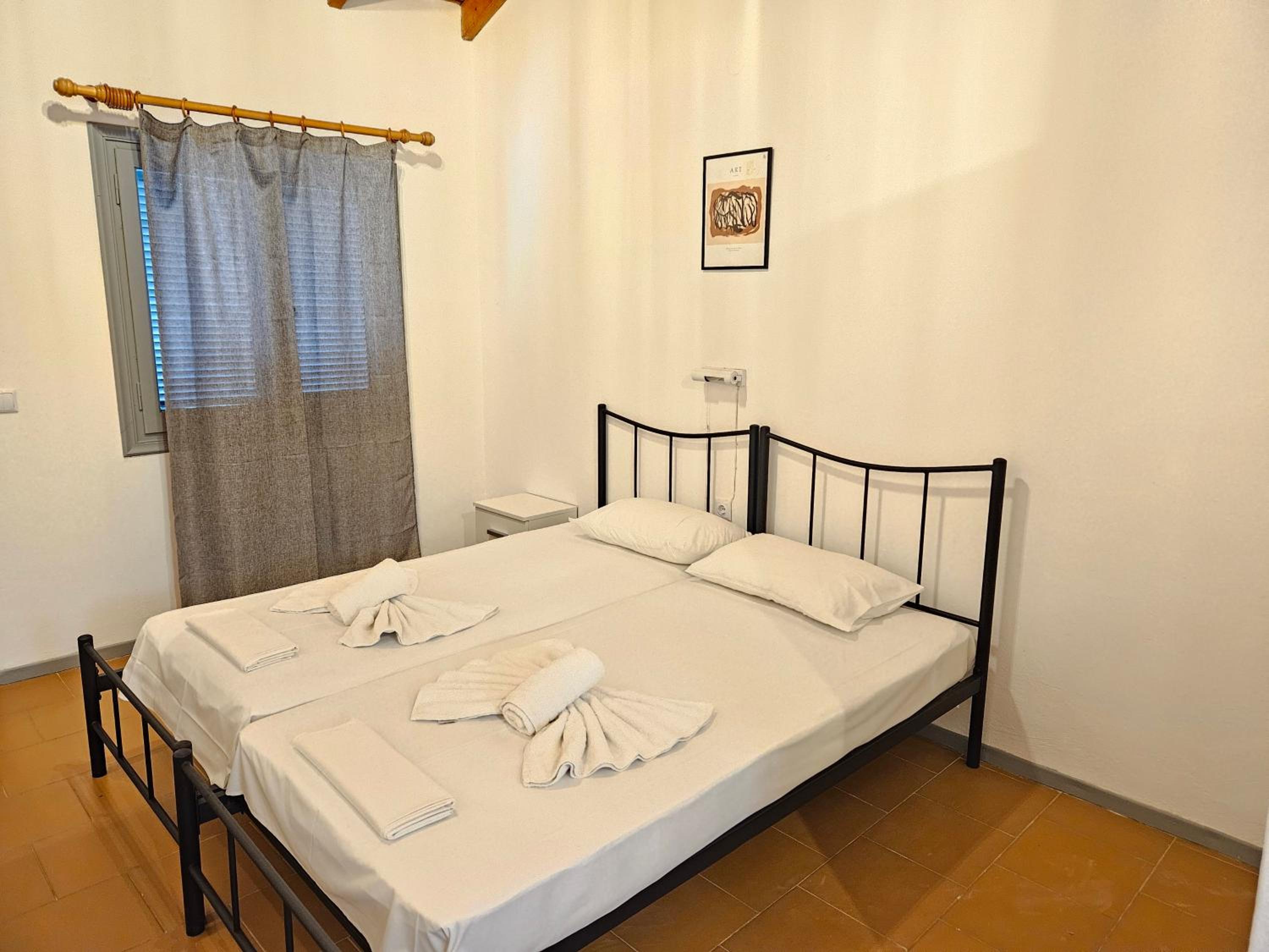 Olga's Sea & Garden View Studios, 400m from Ipsos Beach view 5