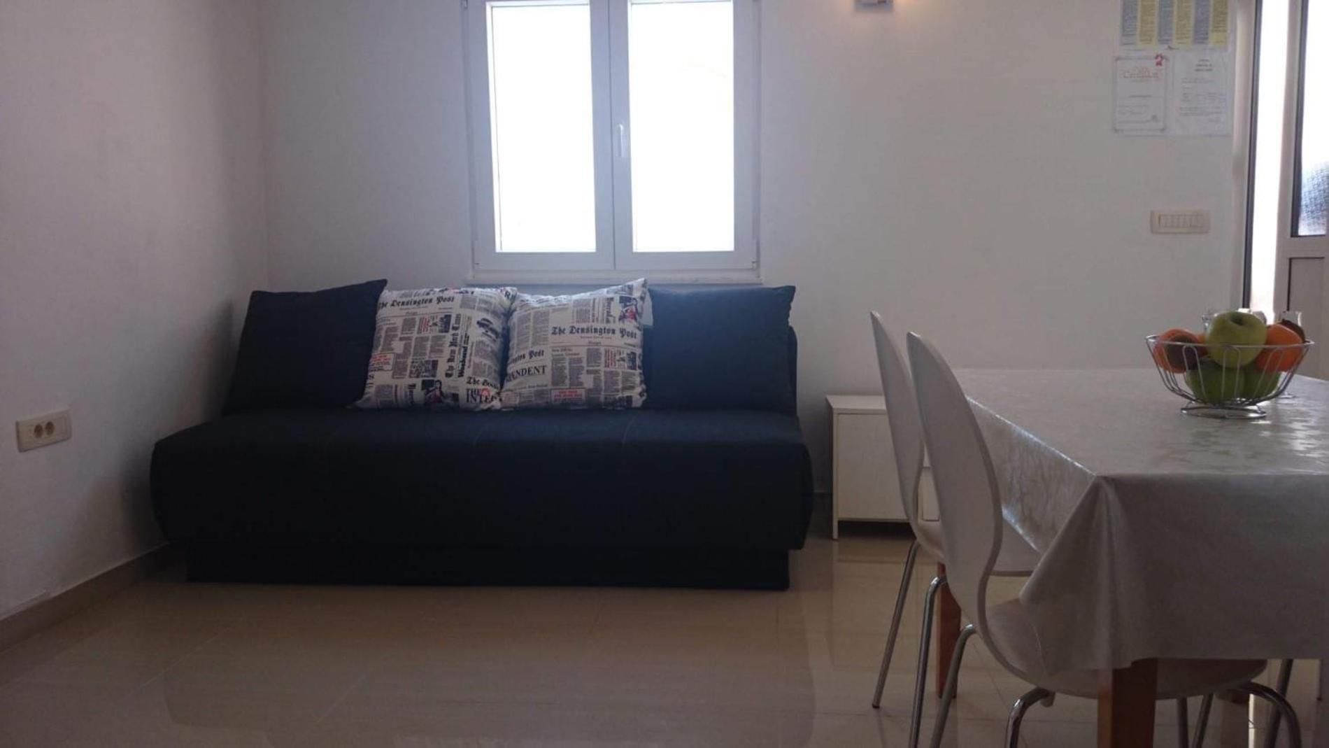 Apartman 7 m od mora view 5