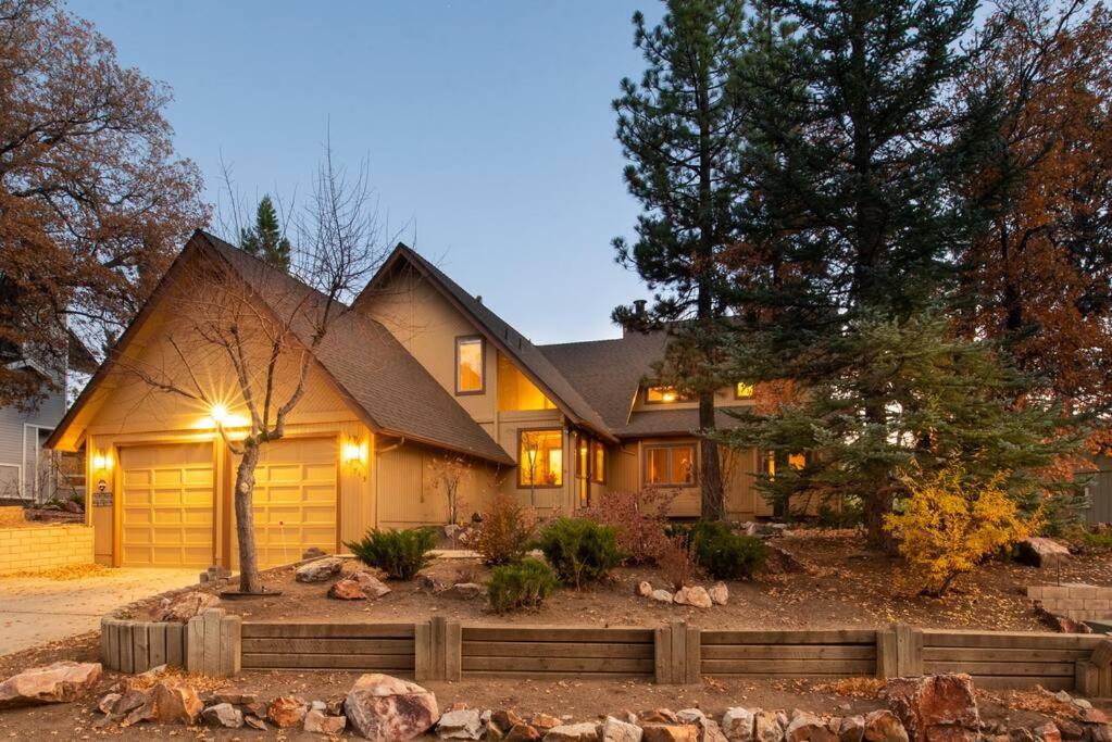 Hotel Grand View Lodge W/ Spa & Pool Table & Mountain - Image 1