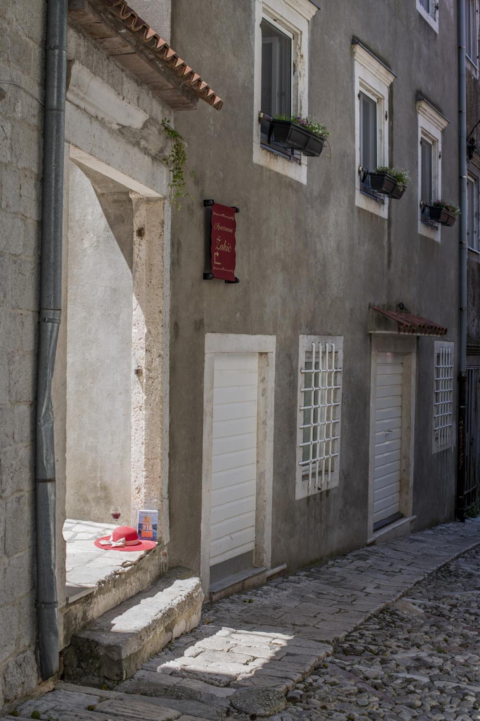Apartmani Zukic