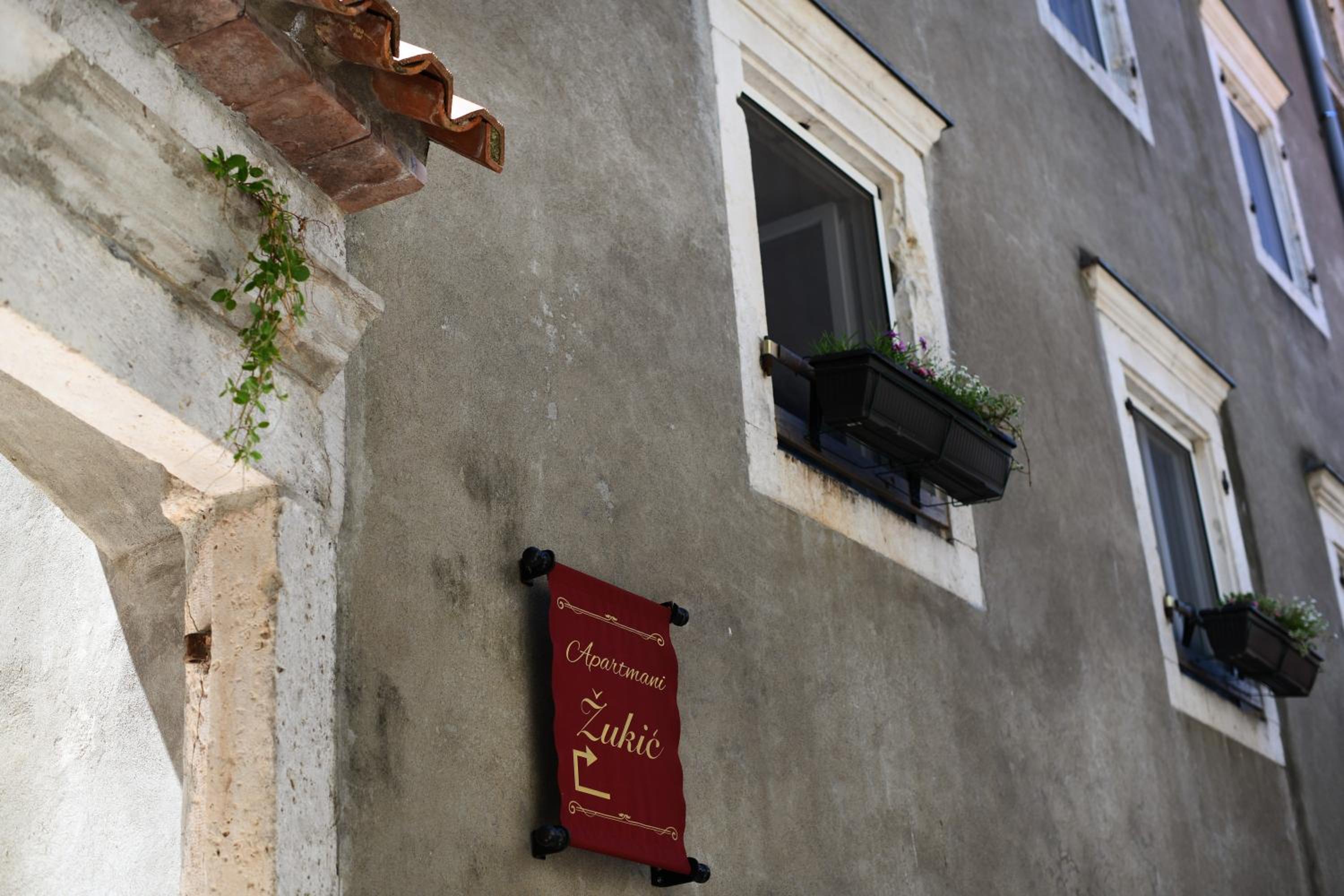 Apartmani Zukic