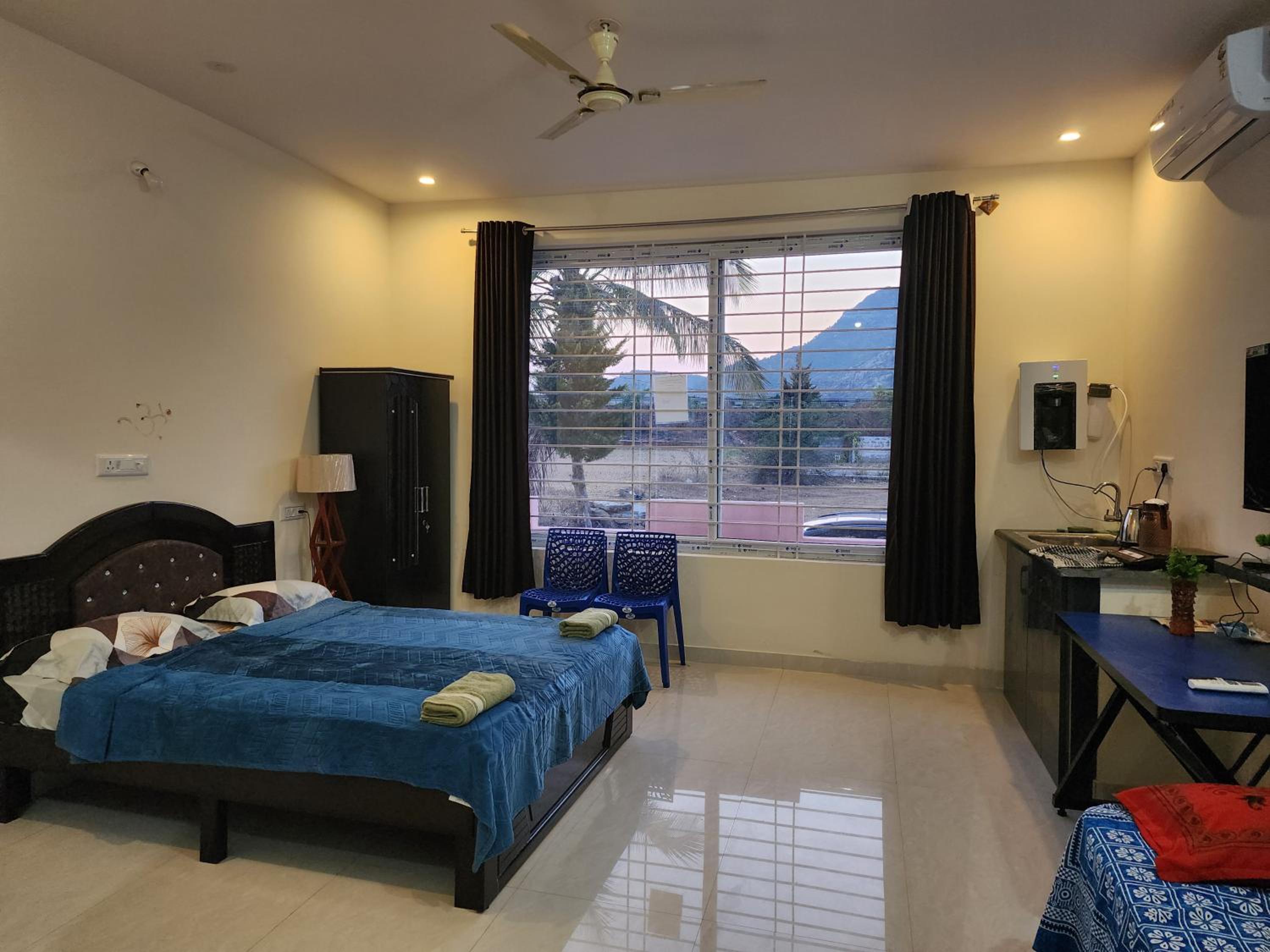 Villa in Skandagiri view 3