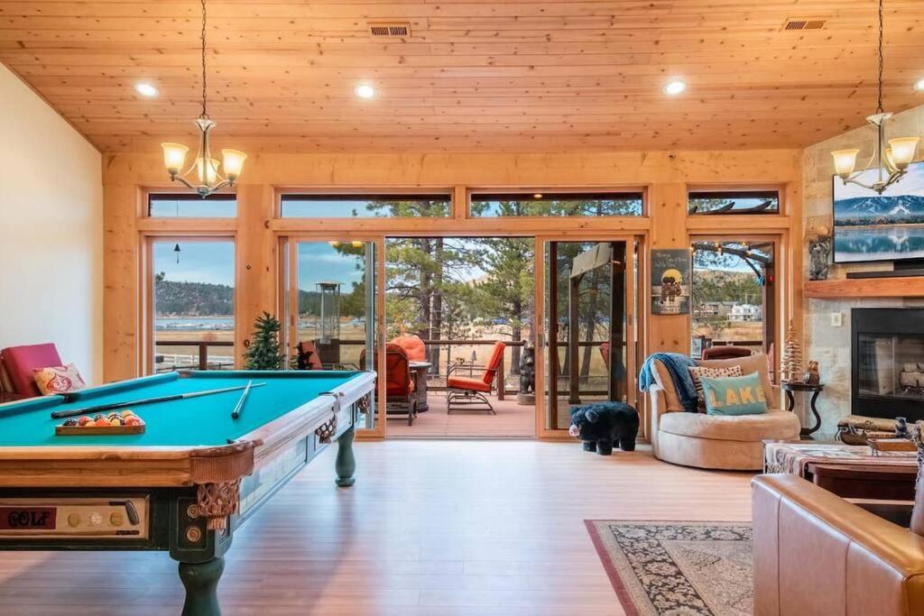 Lake Time Villa NEW Luxury with HOT TUB view 5