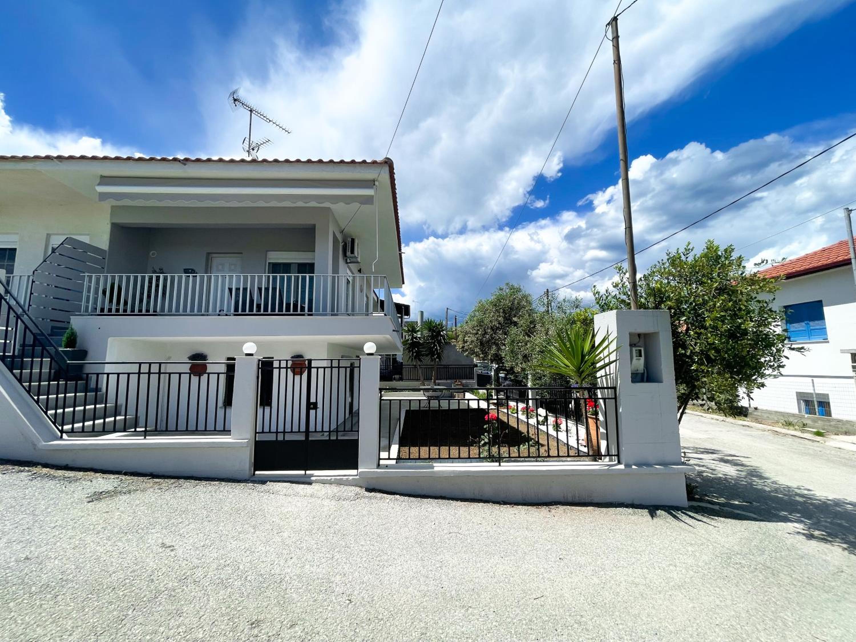 Armonia Guest House view 2