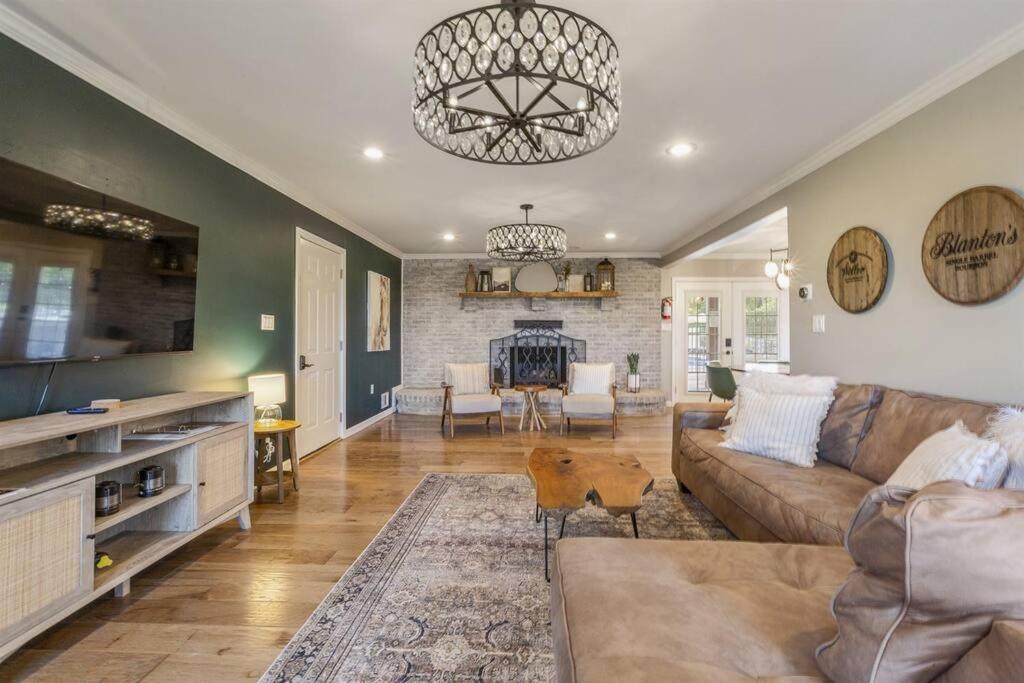 Glencairn Knoll