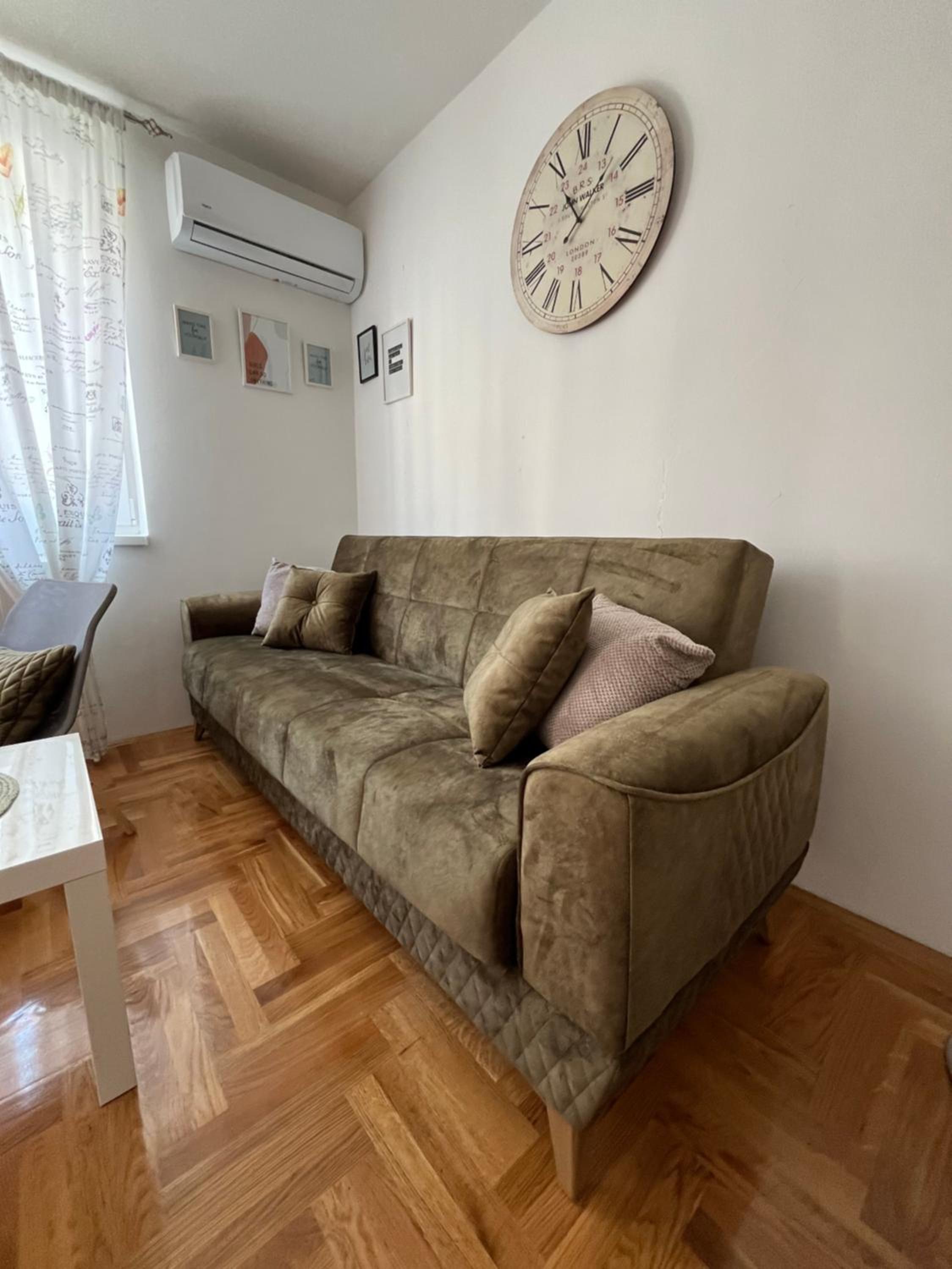 Apartman Lea