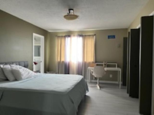 Specious Kamloops House for relaxation with great view in prestigious Sahali.