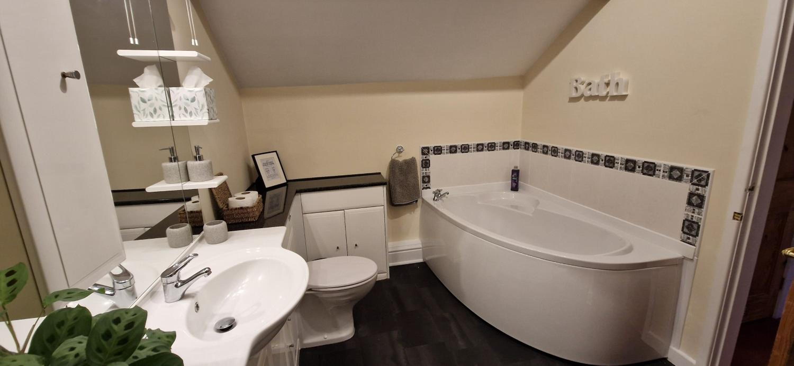 Two bedroom character cottage