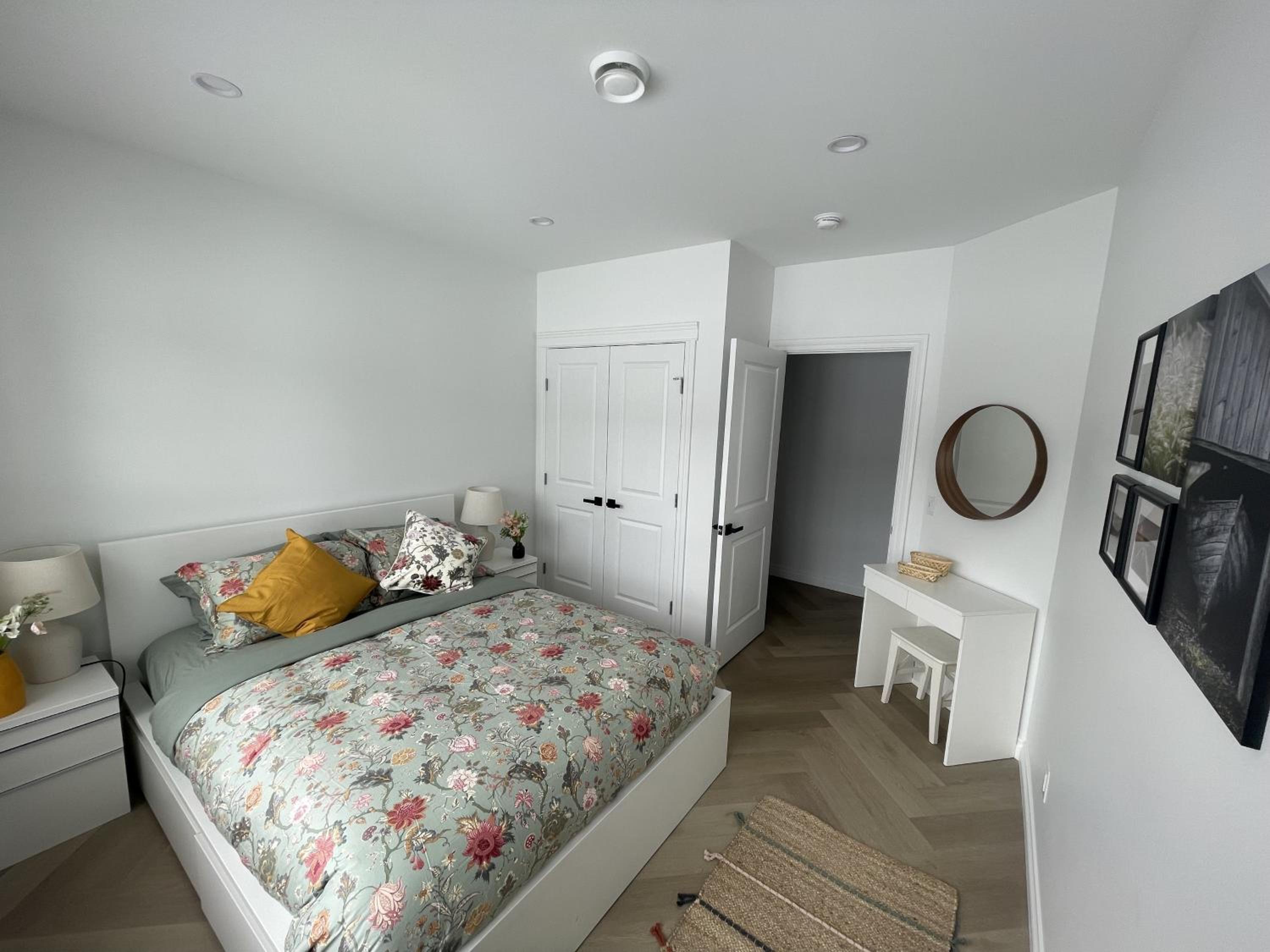 Elite Guest Walkout Basement Suite Retreat