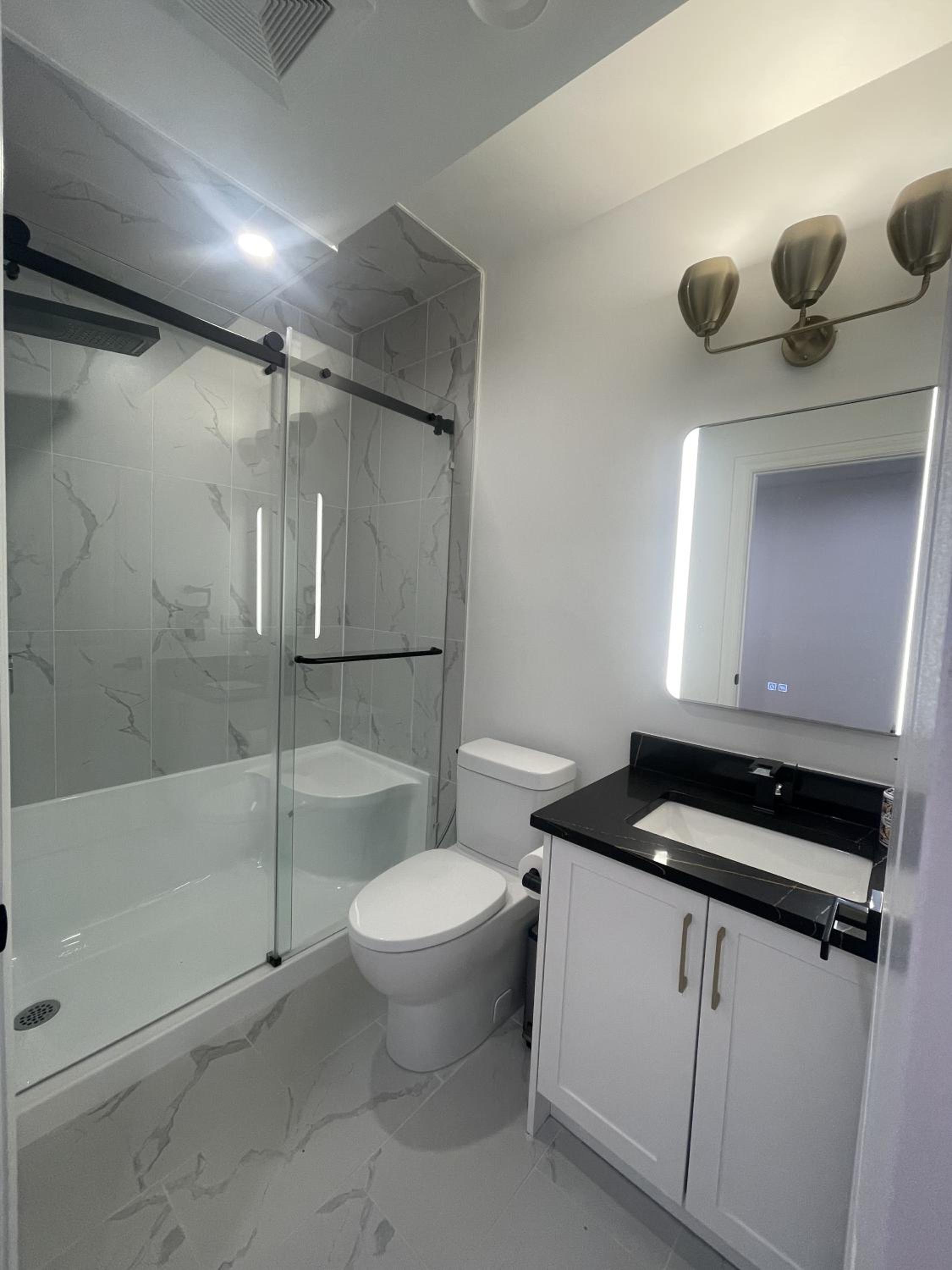 Elite Guest Walkout Basement Suite Retreat