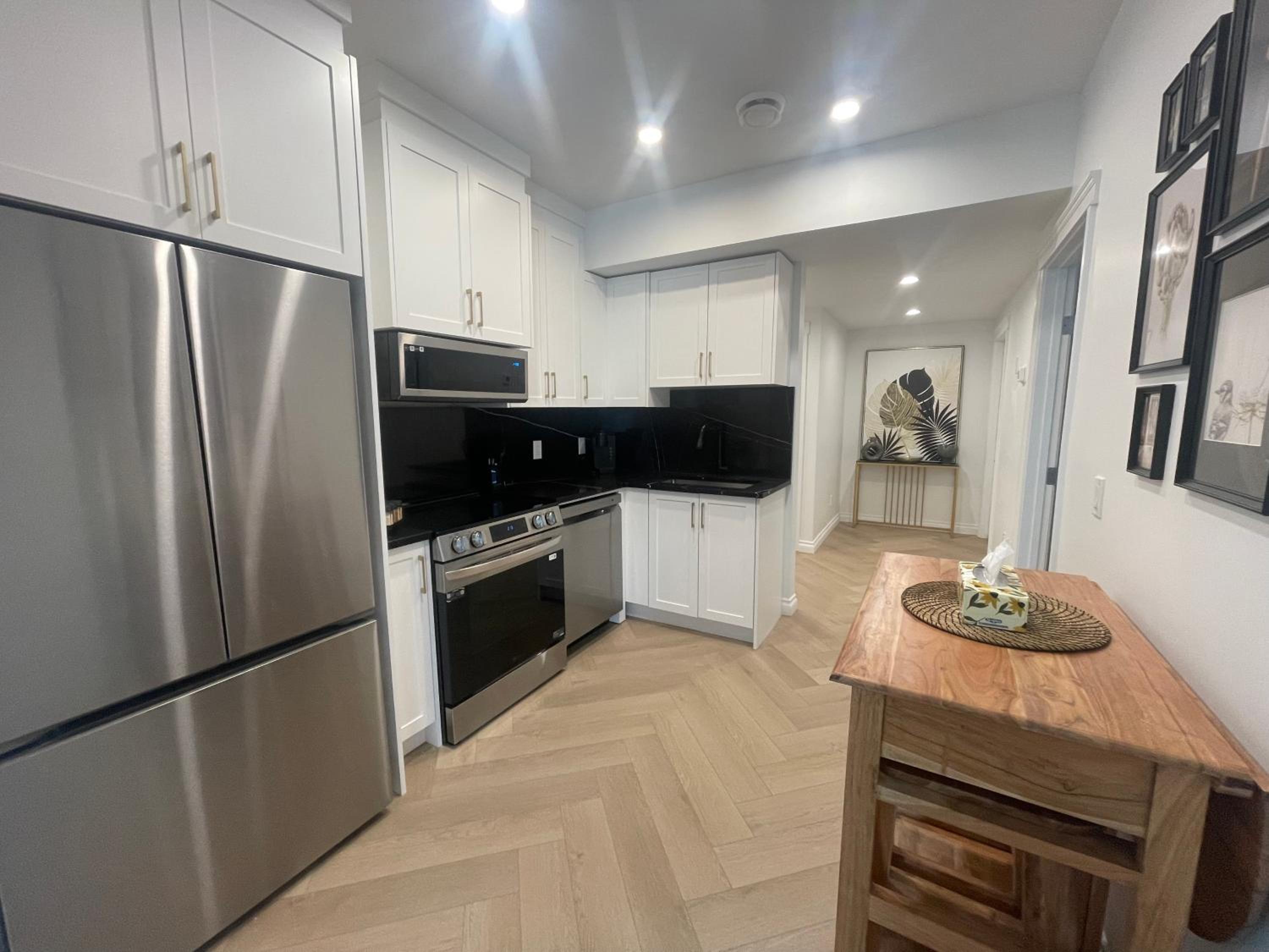 Elite Guest Walkout Basement Suite Retreat