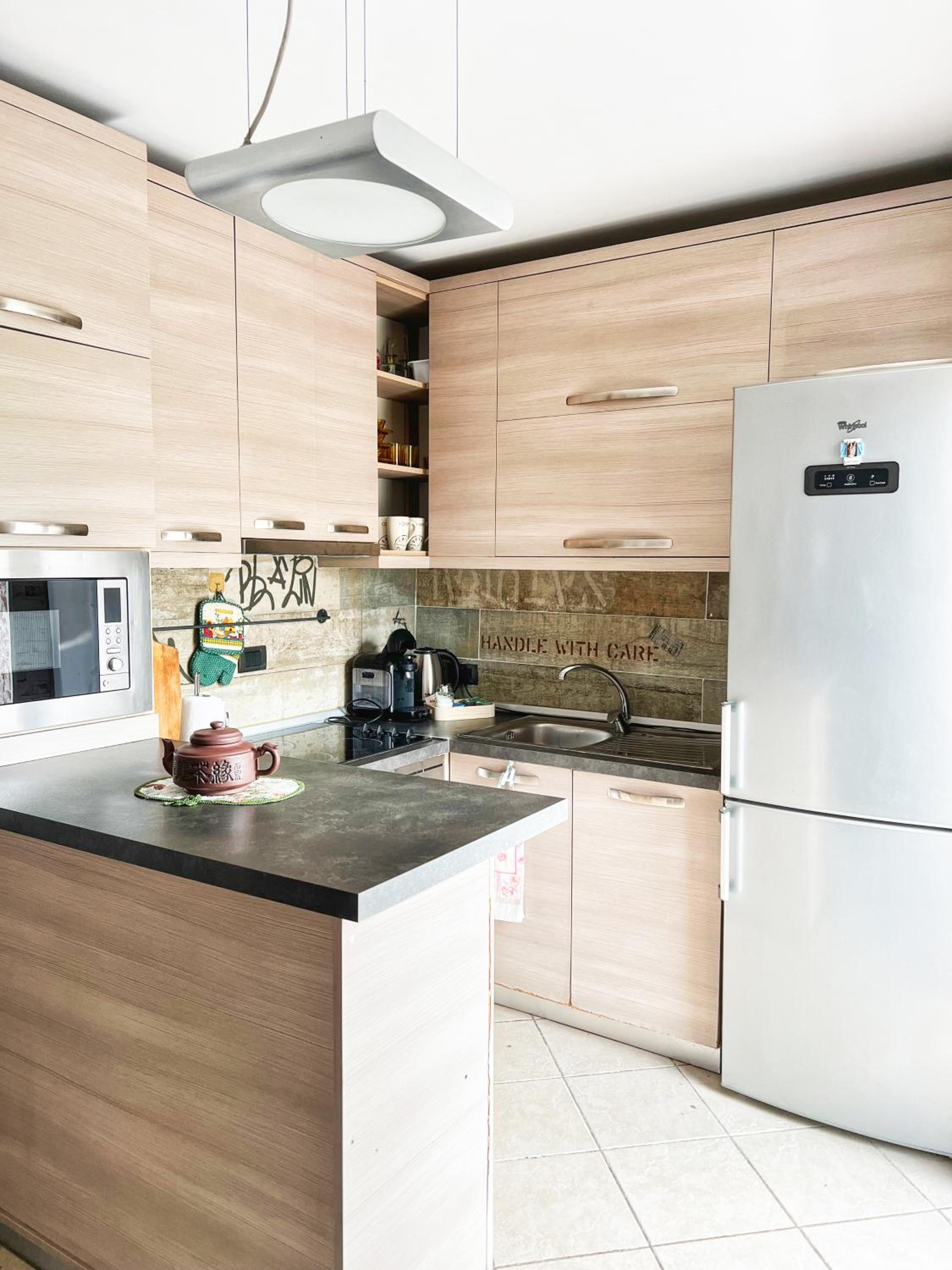 Sunny central one-bedroom apartment