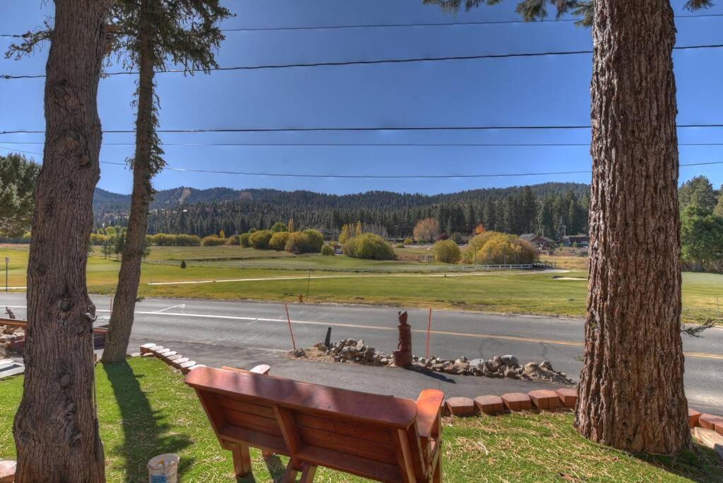 Silver Fox Den W Ski Slopes and Golf Course Views view 4