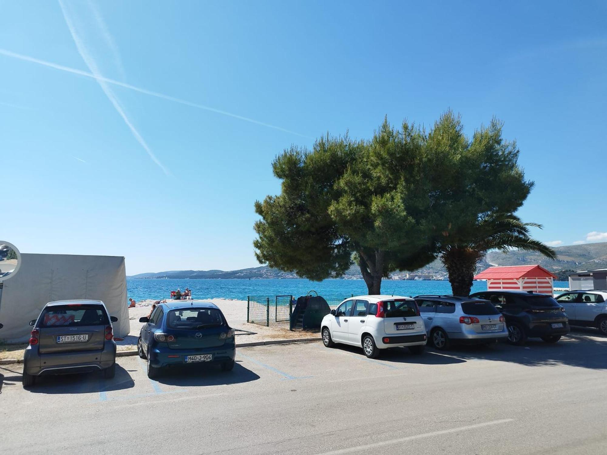 Tudija apartment3-West side place, 90m2, big terrace, beautiful beach front view view 2