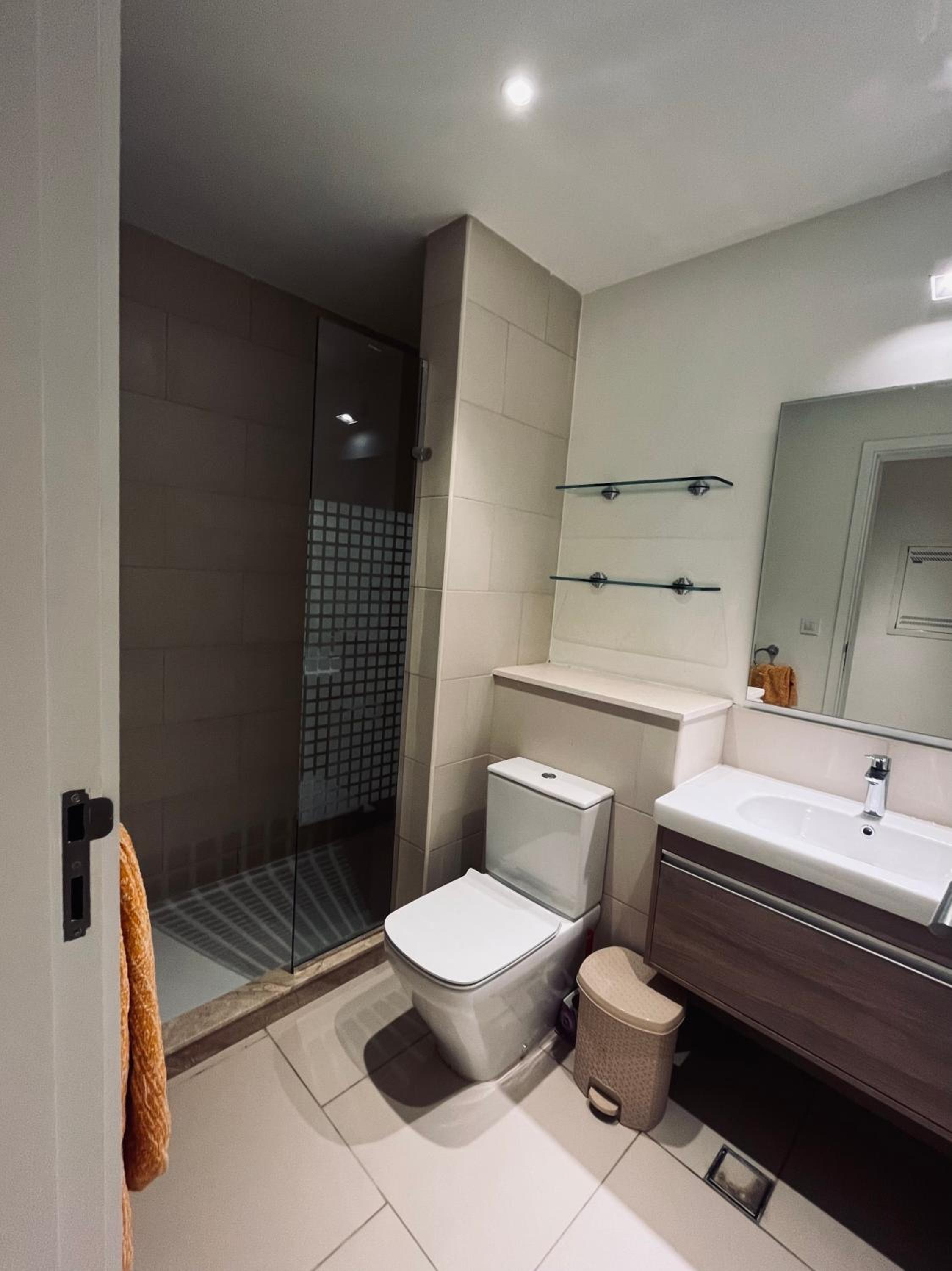 Luxury Chalet with Private Garden & Pool View in Marassi