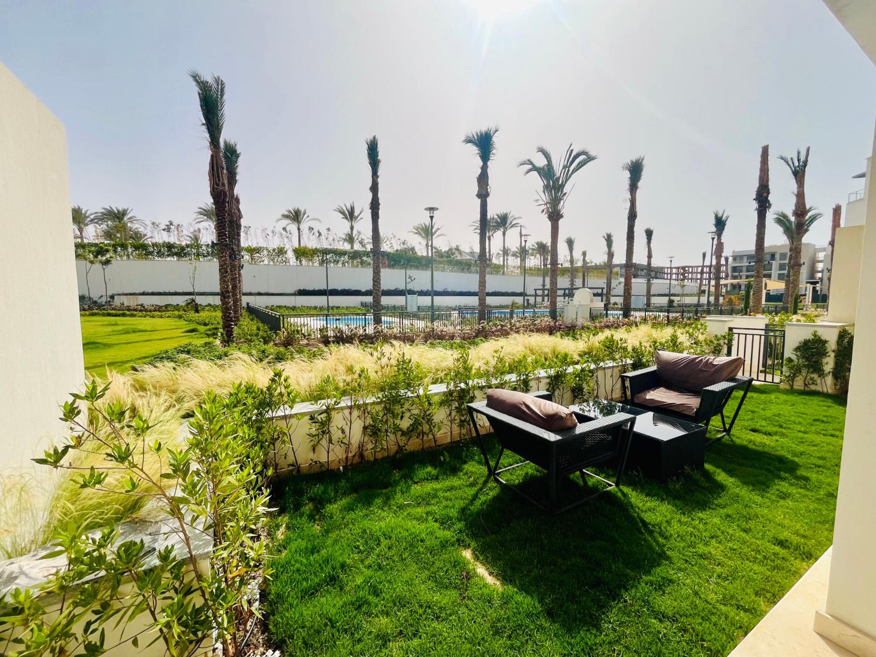 Luxury Chalet with Private Garden & Pool View in Marassi