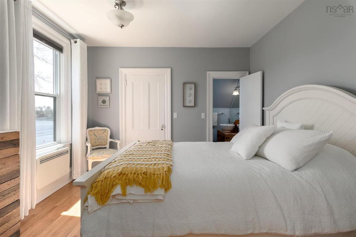 The Oaks Seaside Retreat