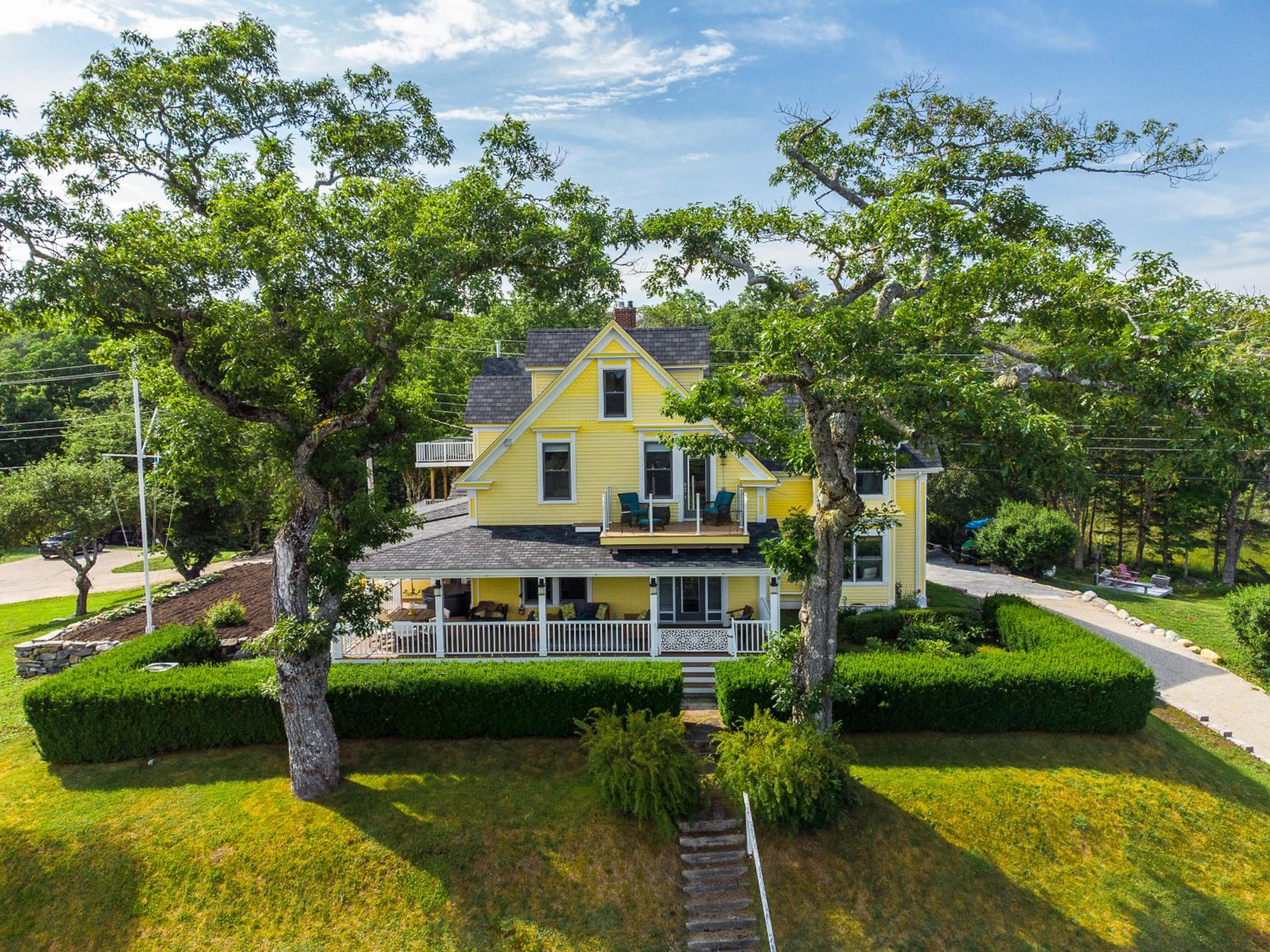 The Oaks Seaside Retreat