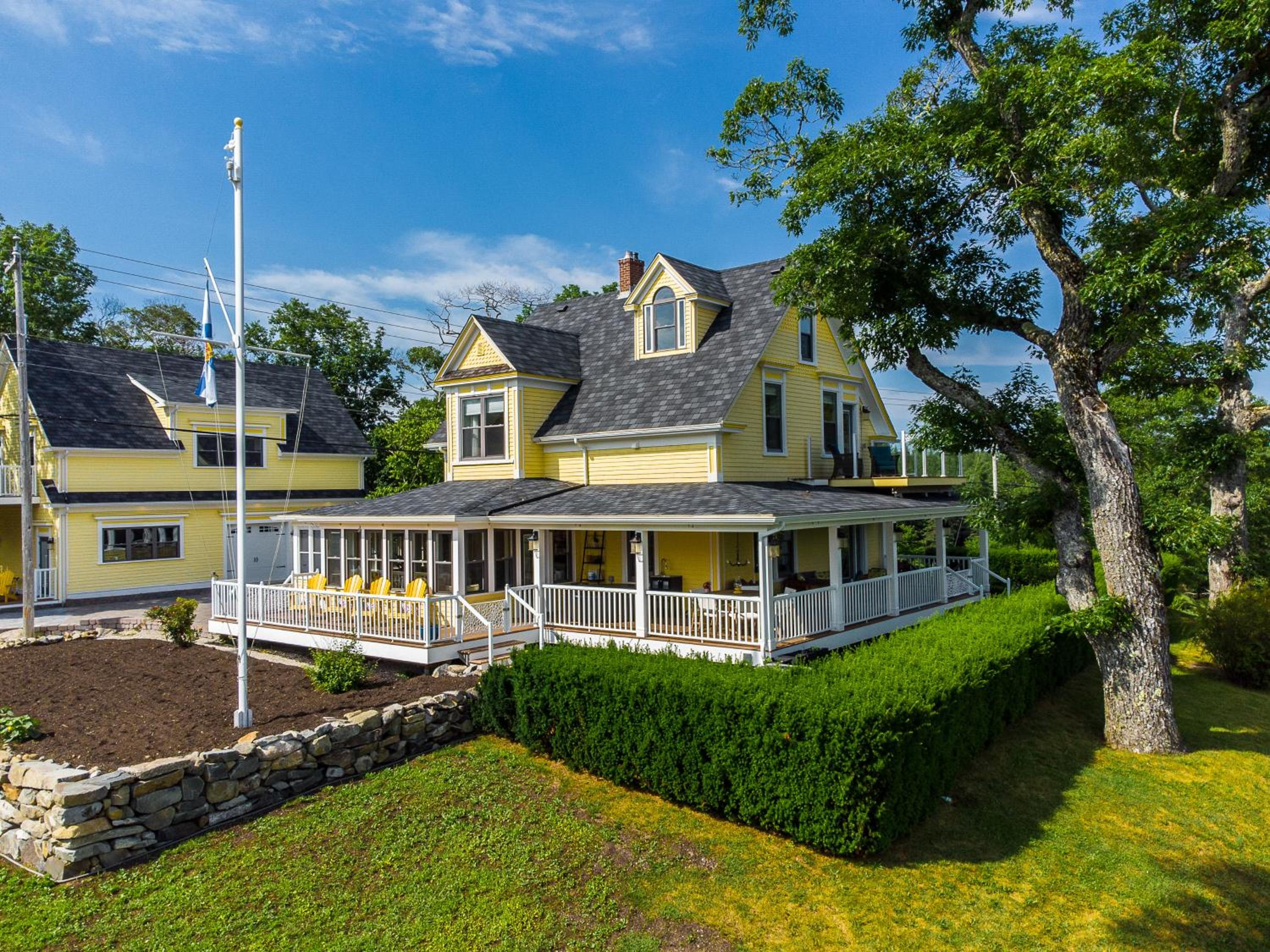 The Oaks Seaside Retreat