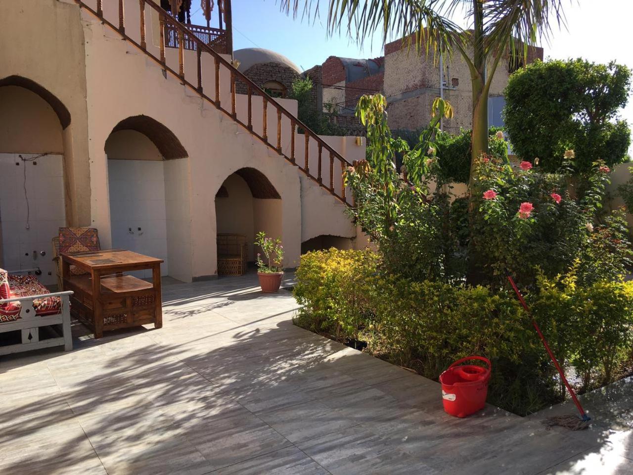 Garden view guest house