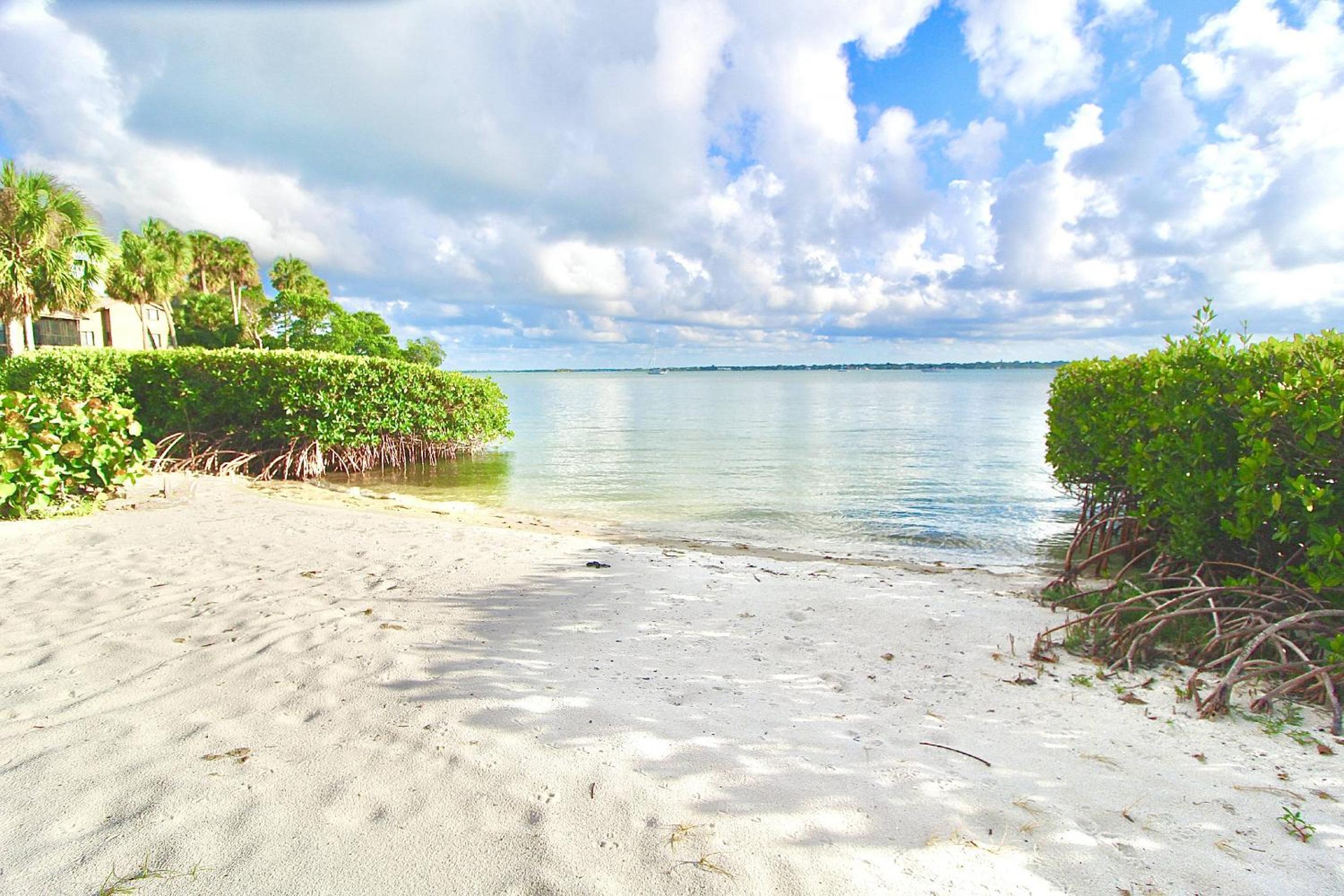 The Riverwood Hutchinson Island