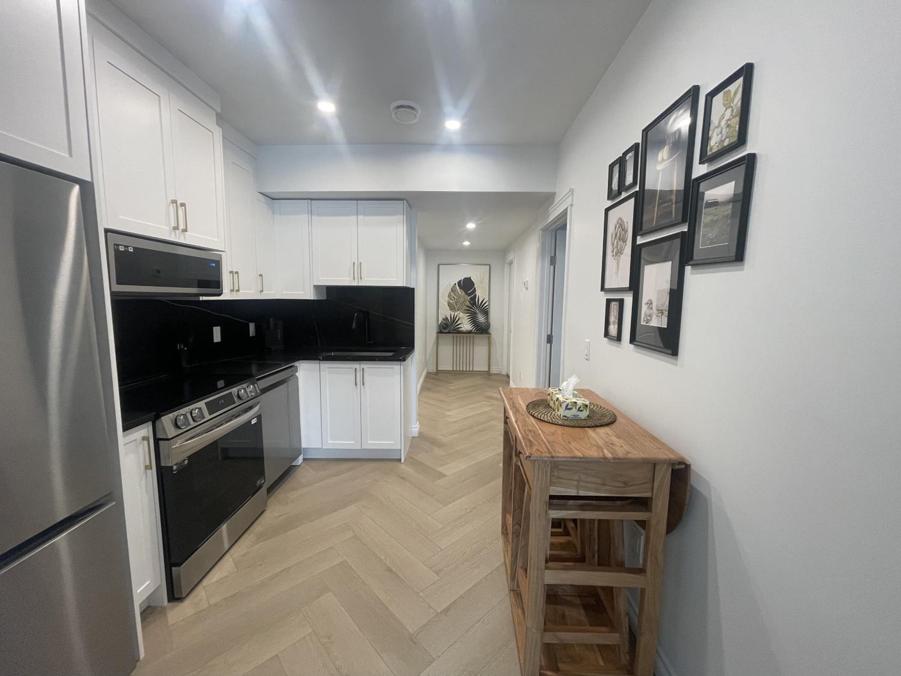Elite Guest Walkout Basement Suite Retreat