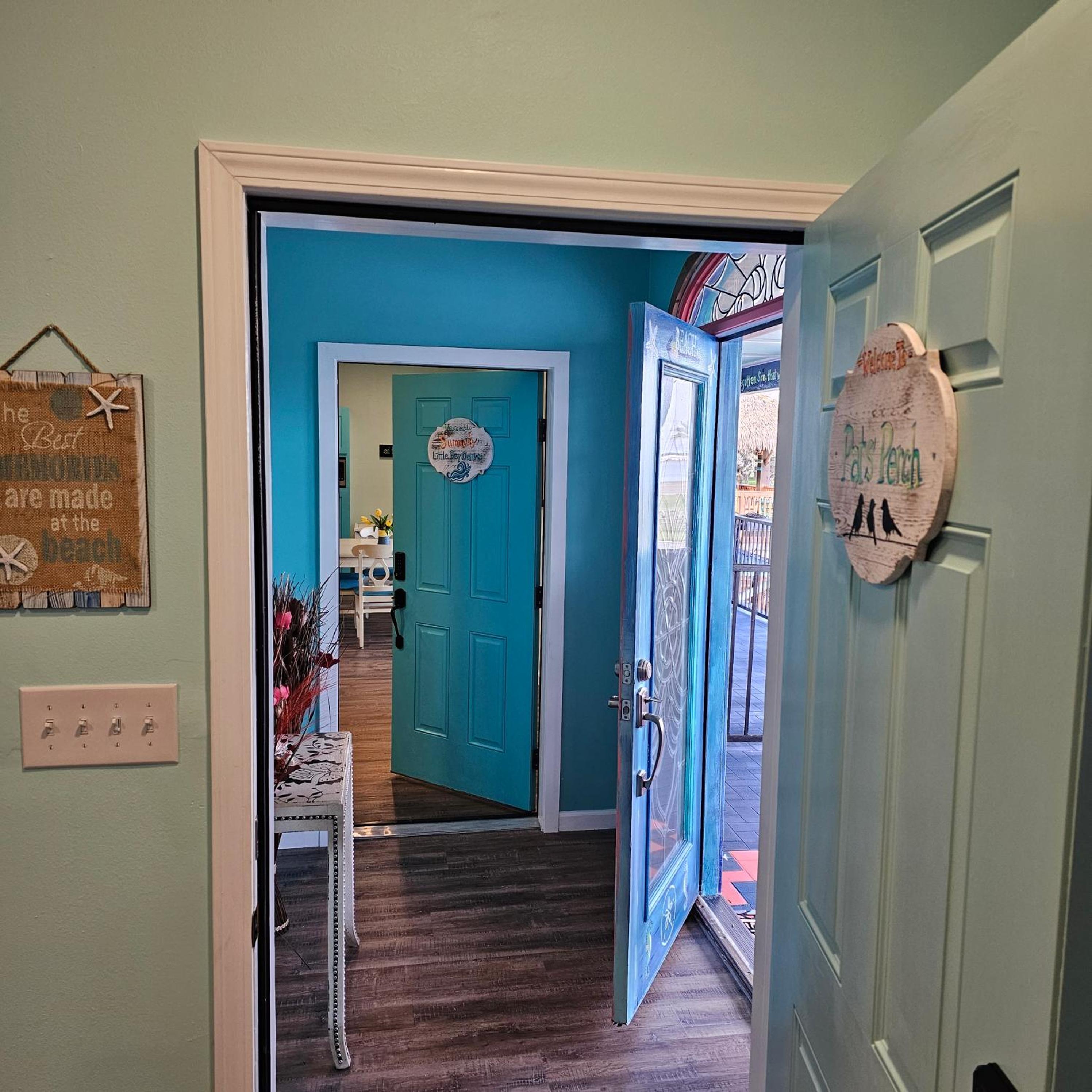 Entire Upper Floor!