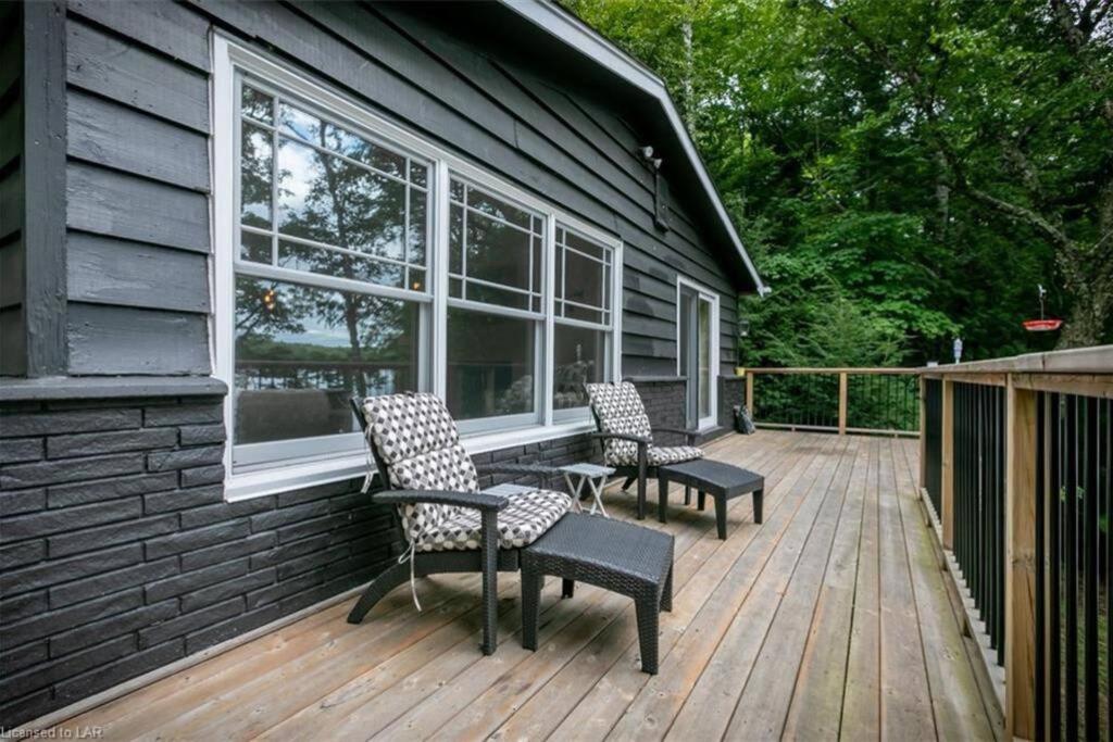 3BR Rebecca Lakehouse with Fireplace Wifi and Dock