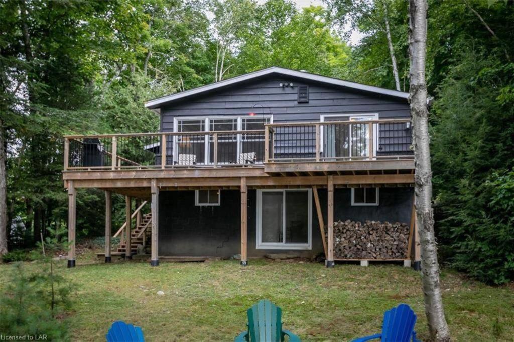 3BR Rebecca Lakehouse with Fireplace Wifi and Dock