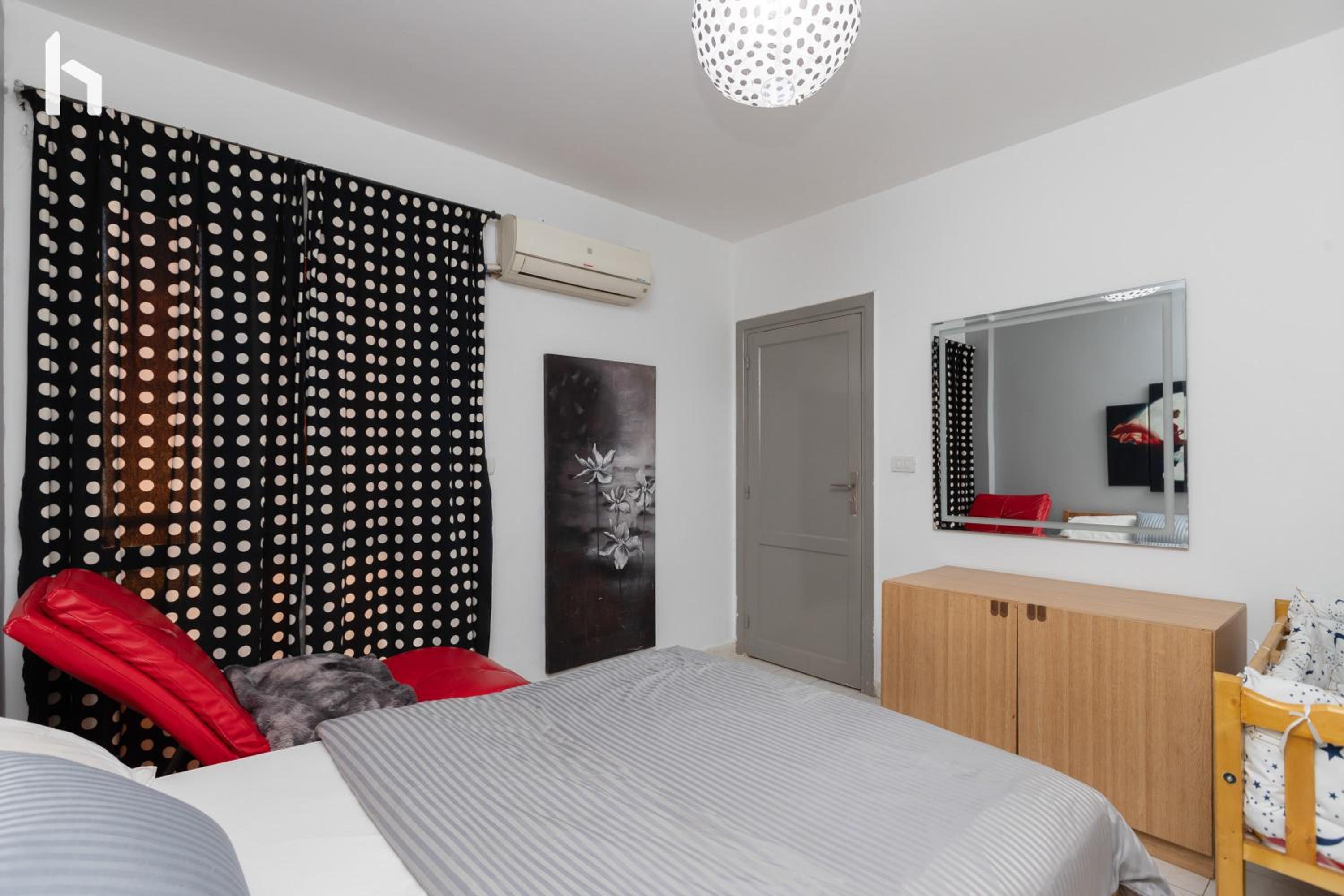 Central -Host Prime Apartment In Rehab City