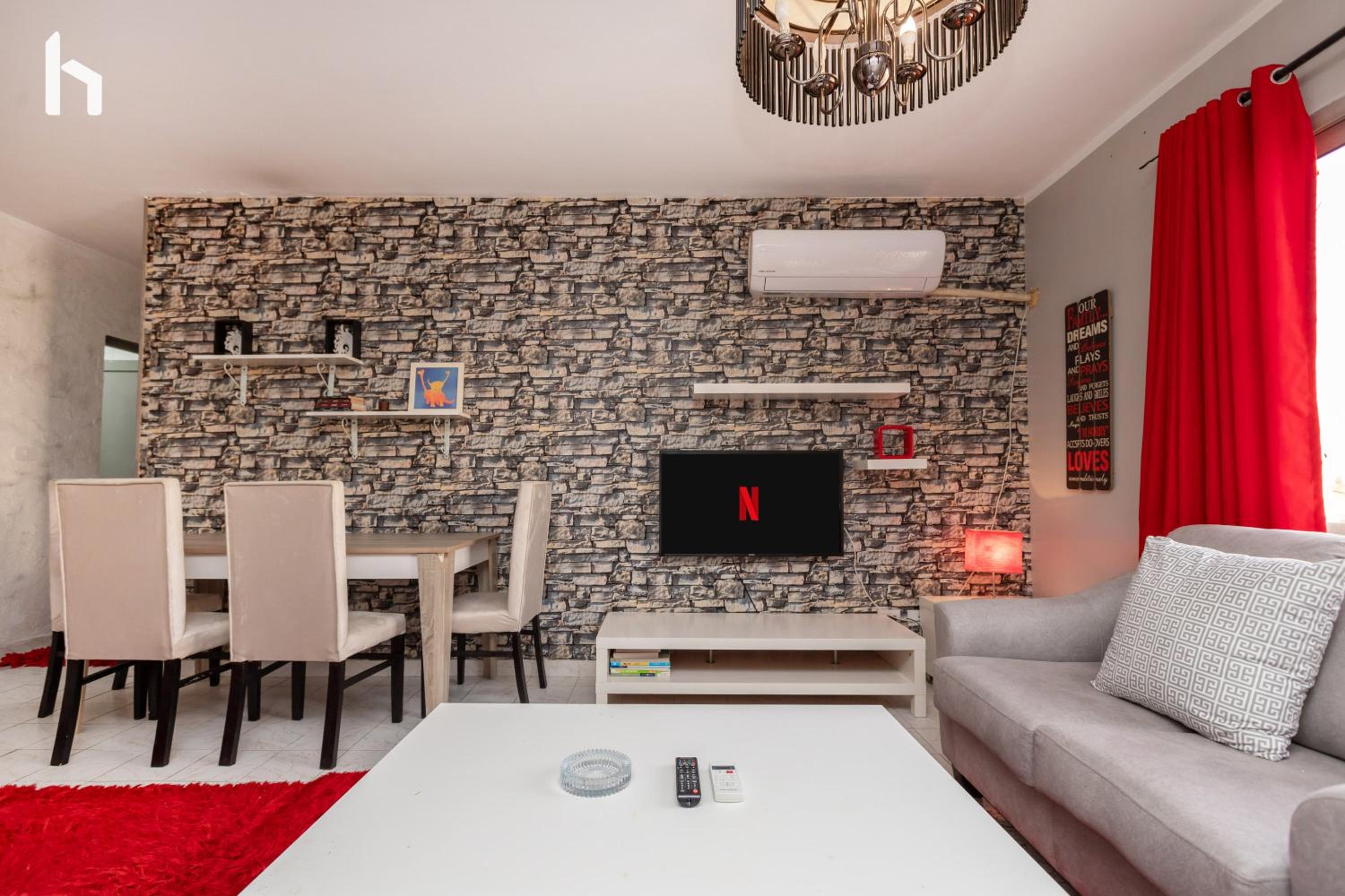 Central -Host Prime Apartment In Rehab City