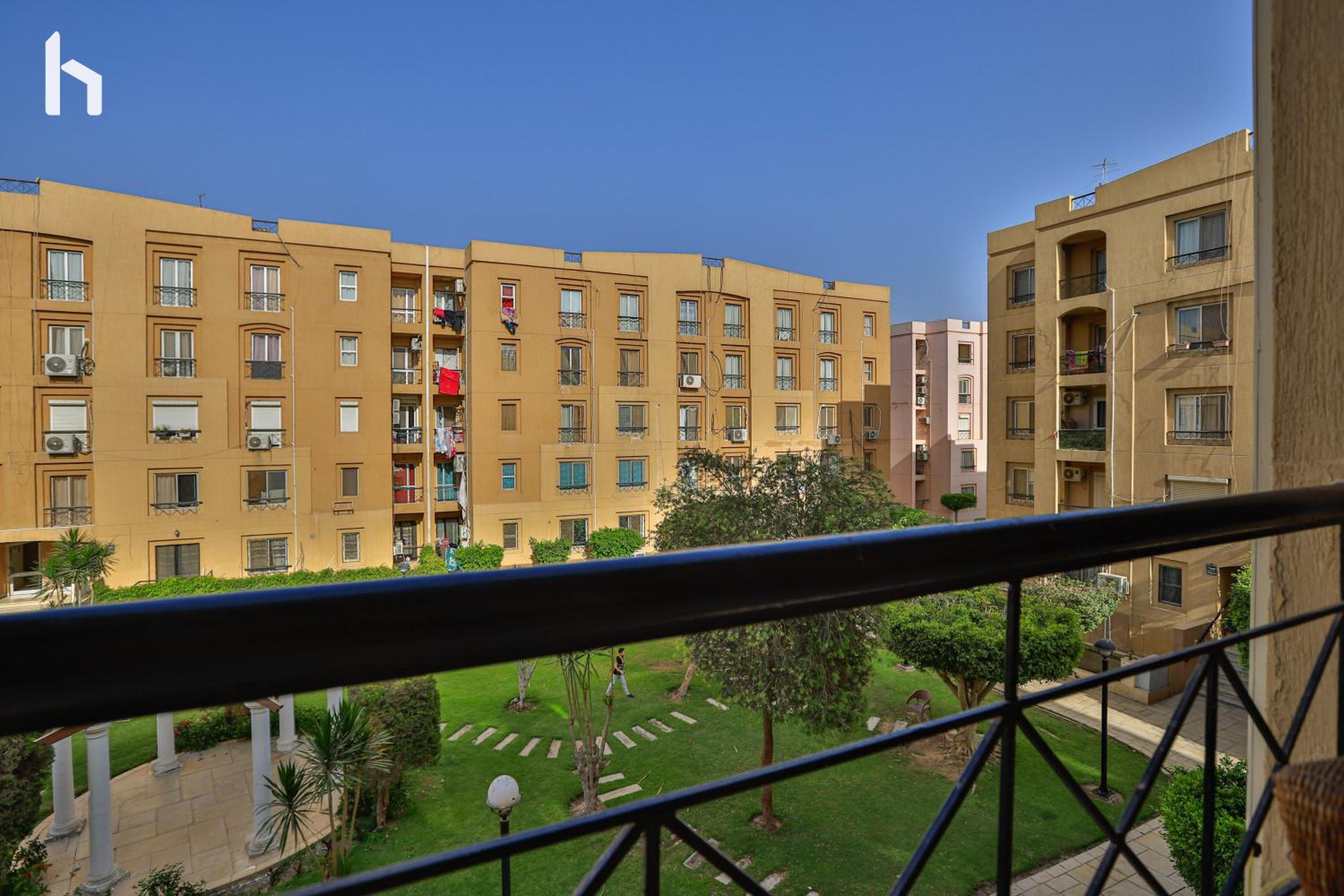Central -Host Prime Apartment In Rehab City