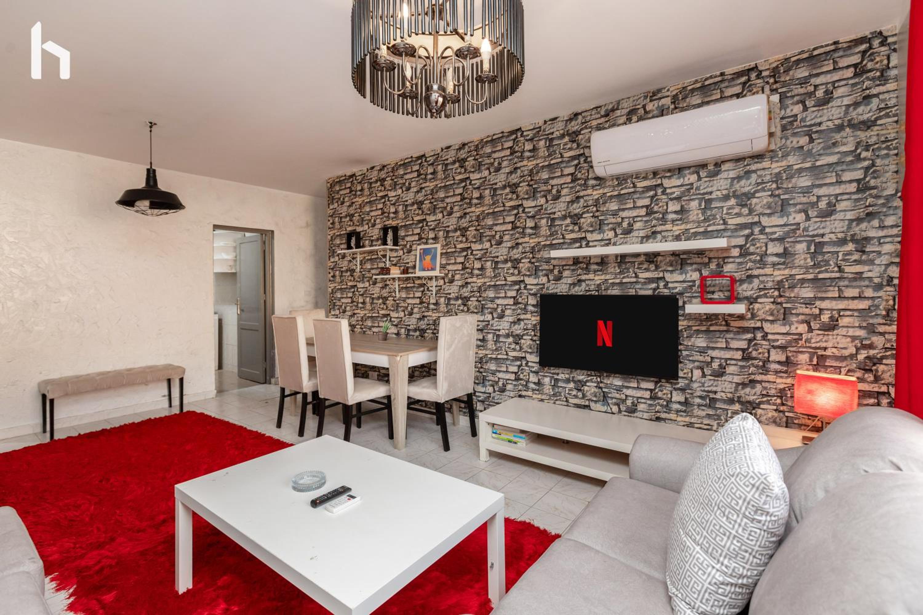 Central -Host Prime Apartment In Rehab City